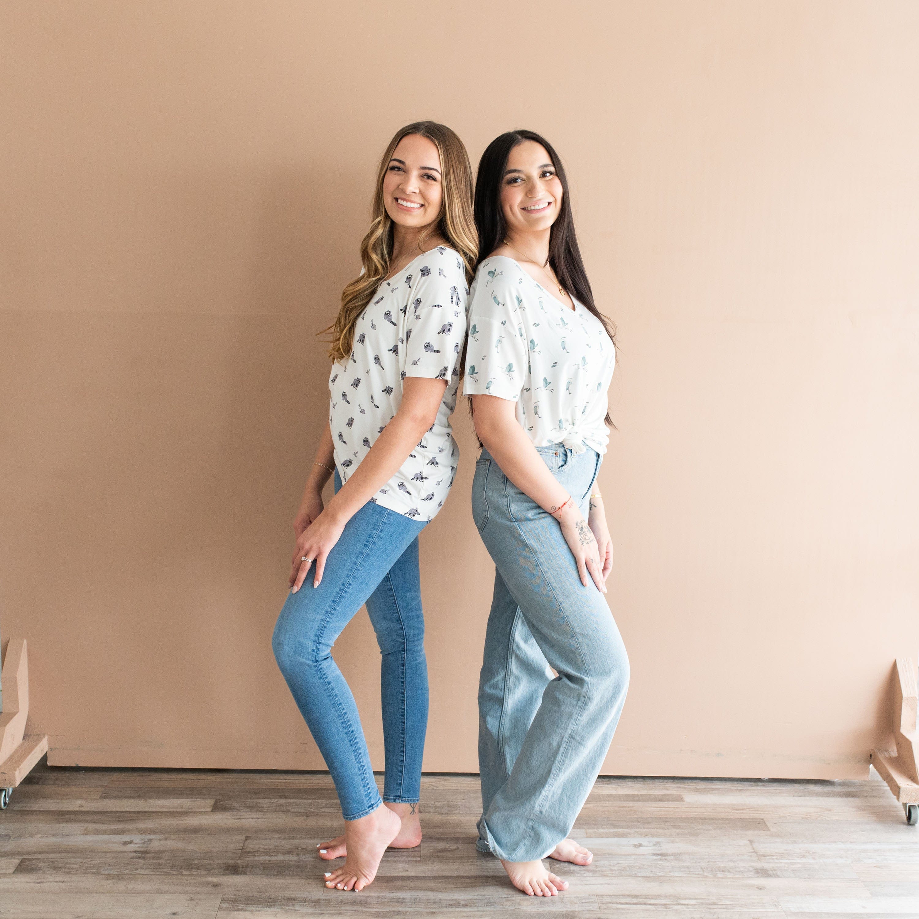 Kyte Baby Women's V-Neck Women’s Relaxed Fit V-Neck in Blue Heron