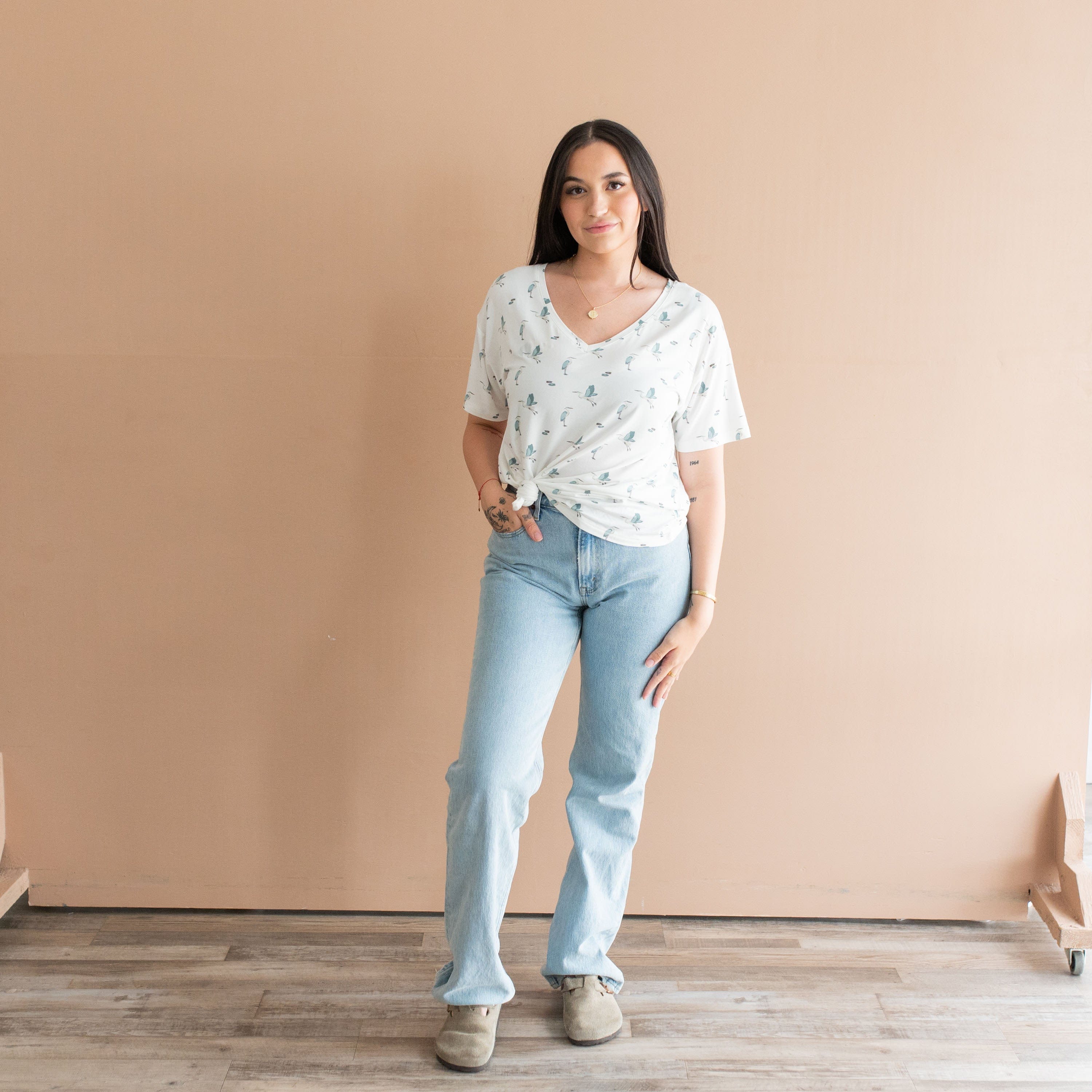 Kyte Baby Women's V-Neck Women’s Relaxed Fit V-Neck in Blue Heron
