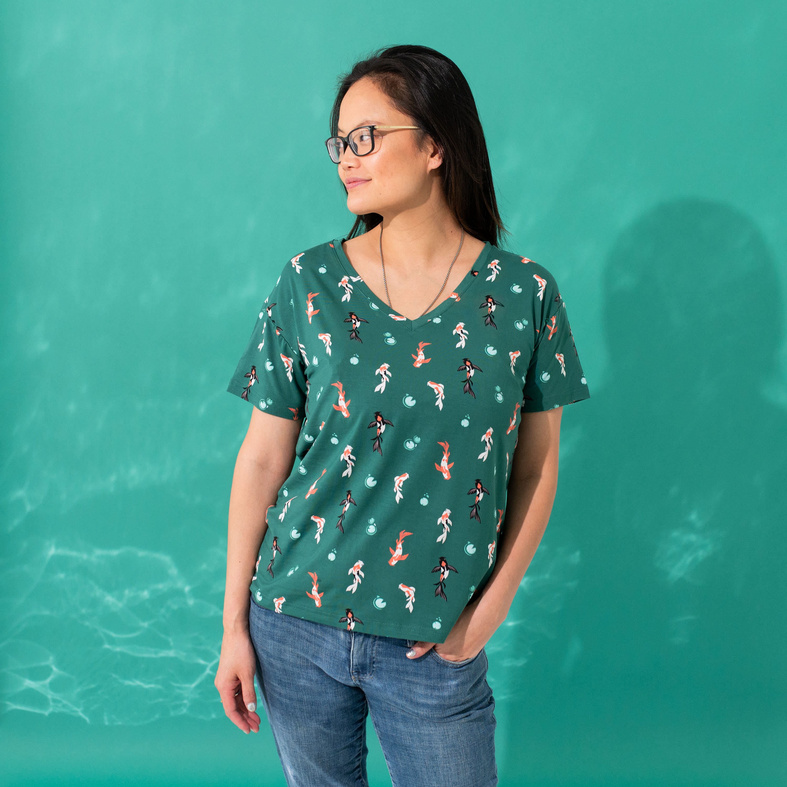 Kyte Baby Women's V-Neck Women’s Relaxed Fit V-Neck in Koi