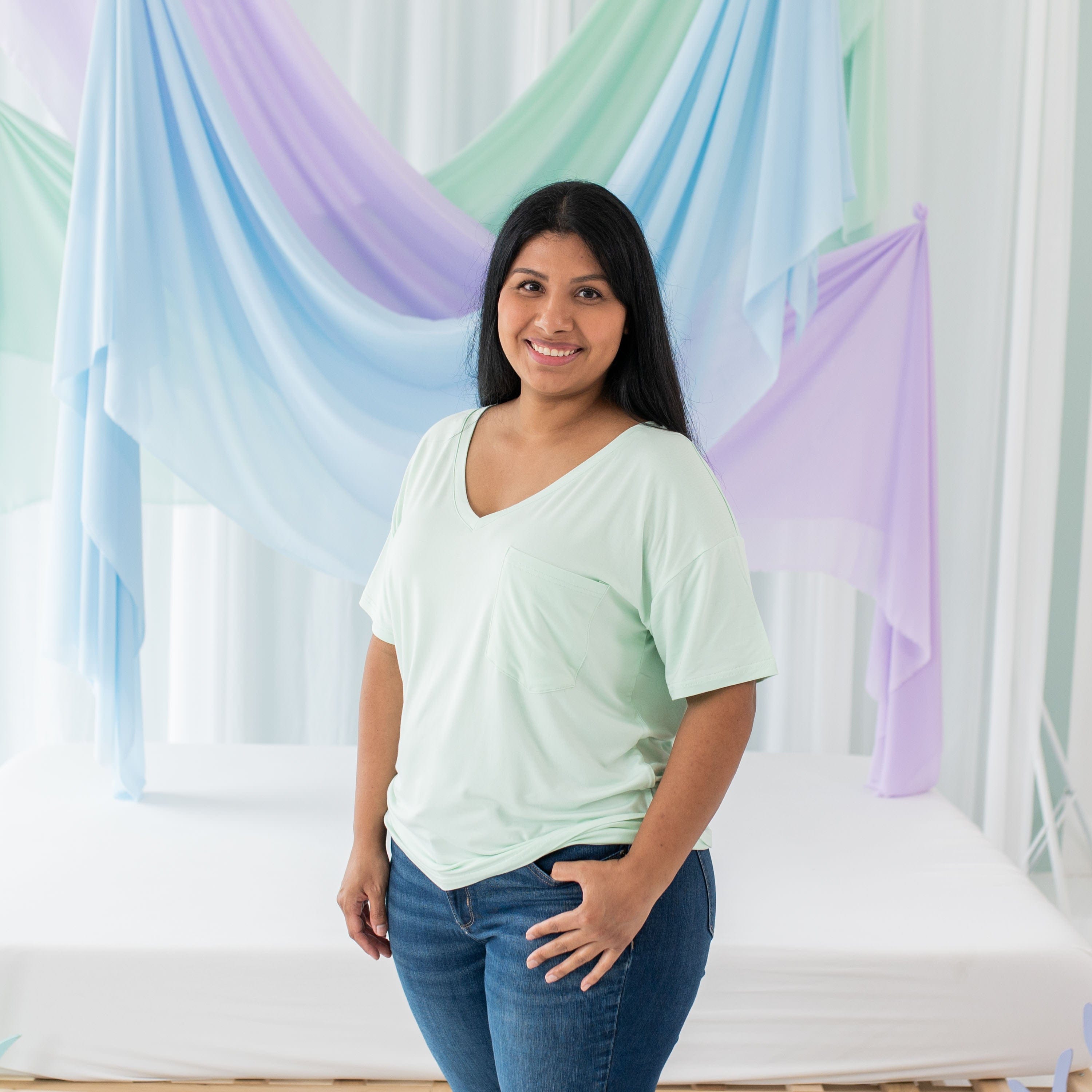 Kyte Baby Women's V-Neck Women’s Relaxed Fit V-Neck in Mint