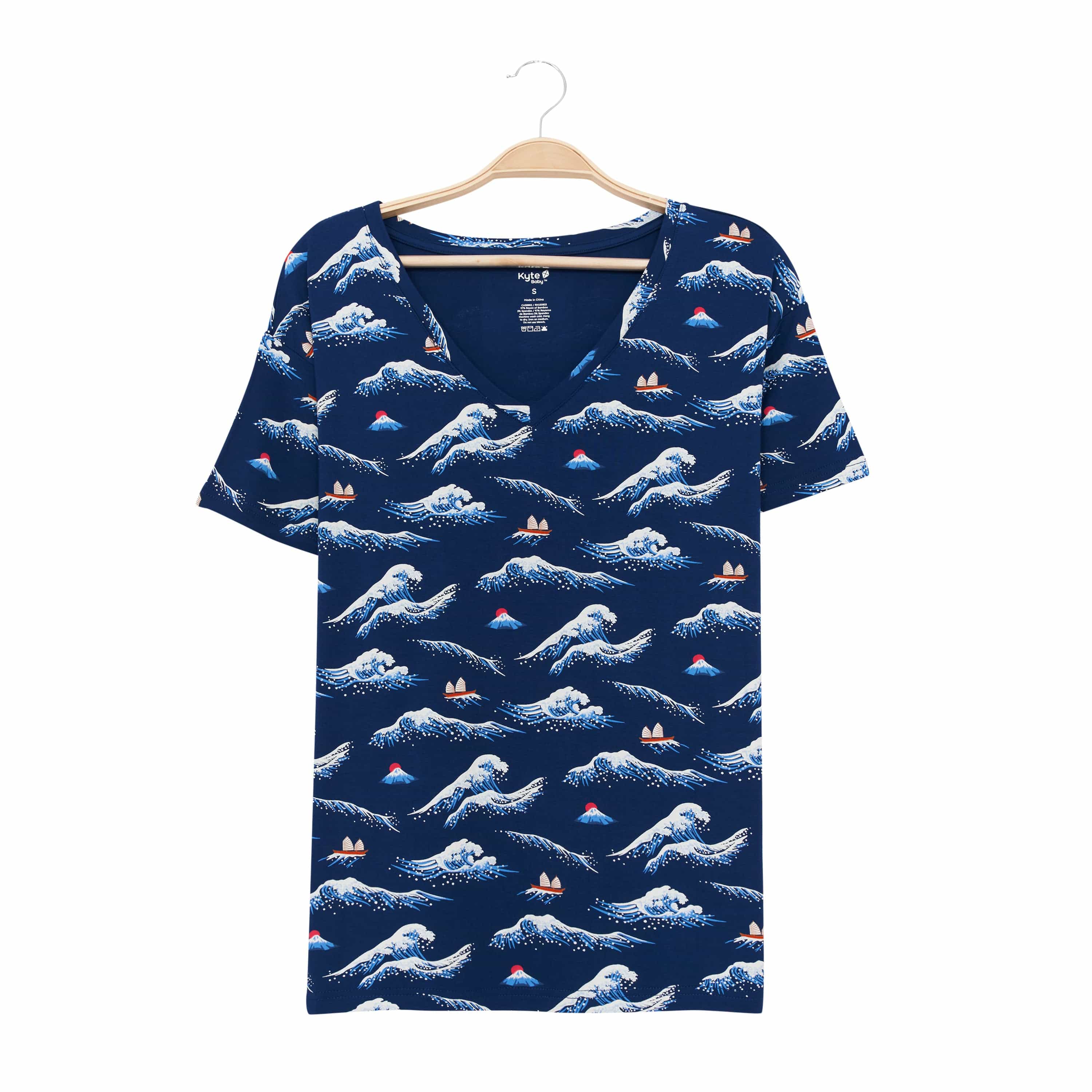 Kyte Baby Women's V-Neck Women’s Relaxed Fit V-Neck in Wave
