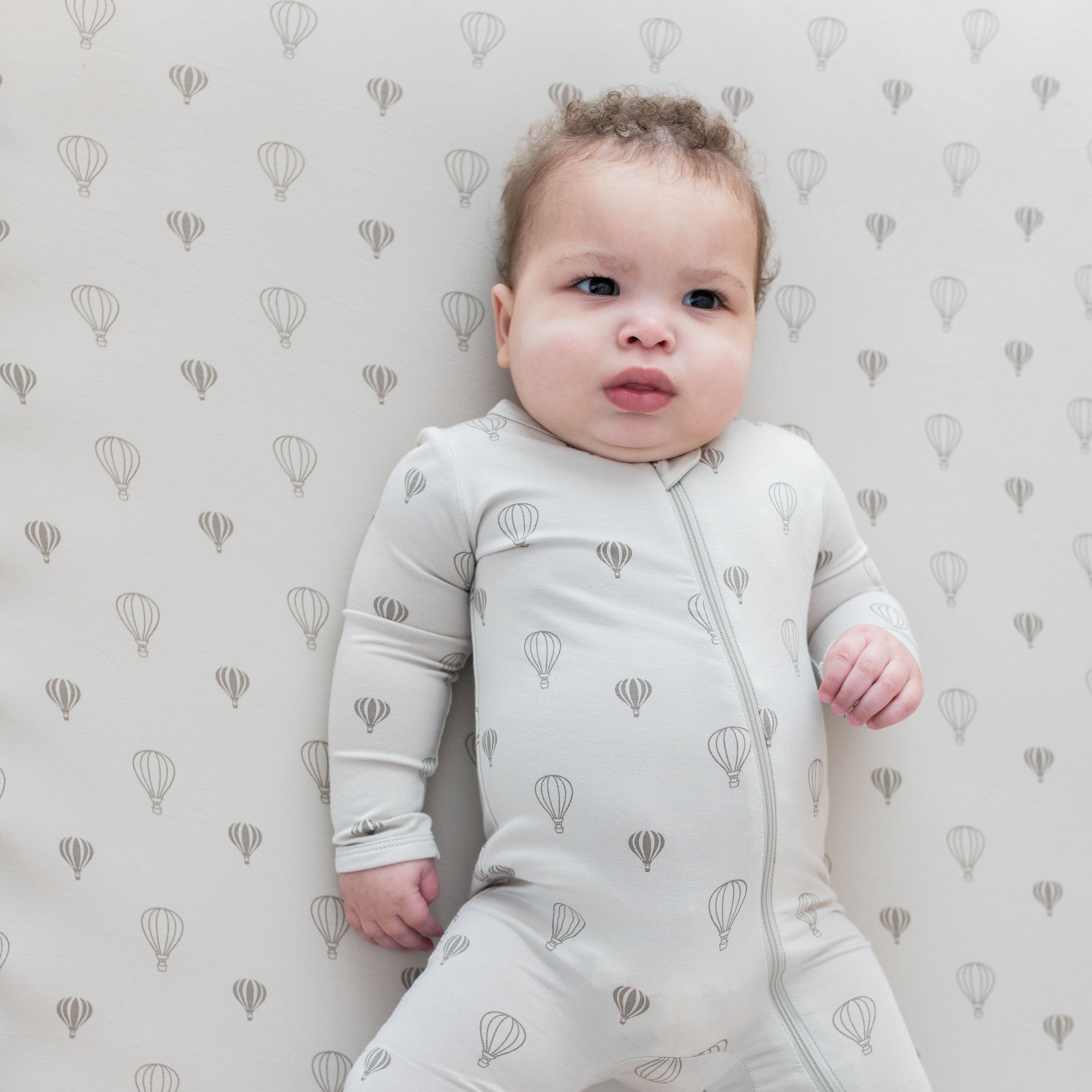 Kyte Baby Zippered Footies Zippered Footie in Hot Air Balloon