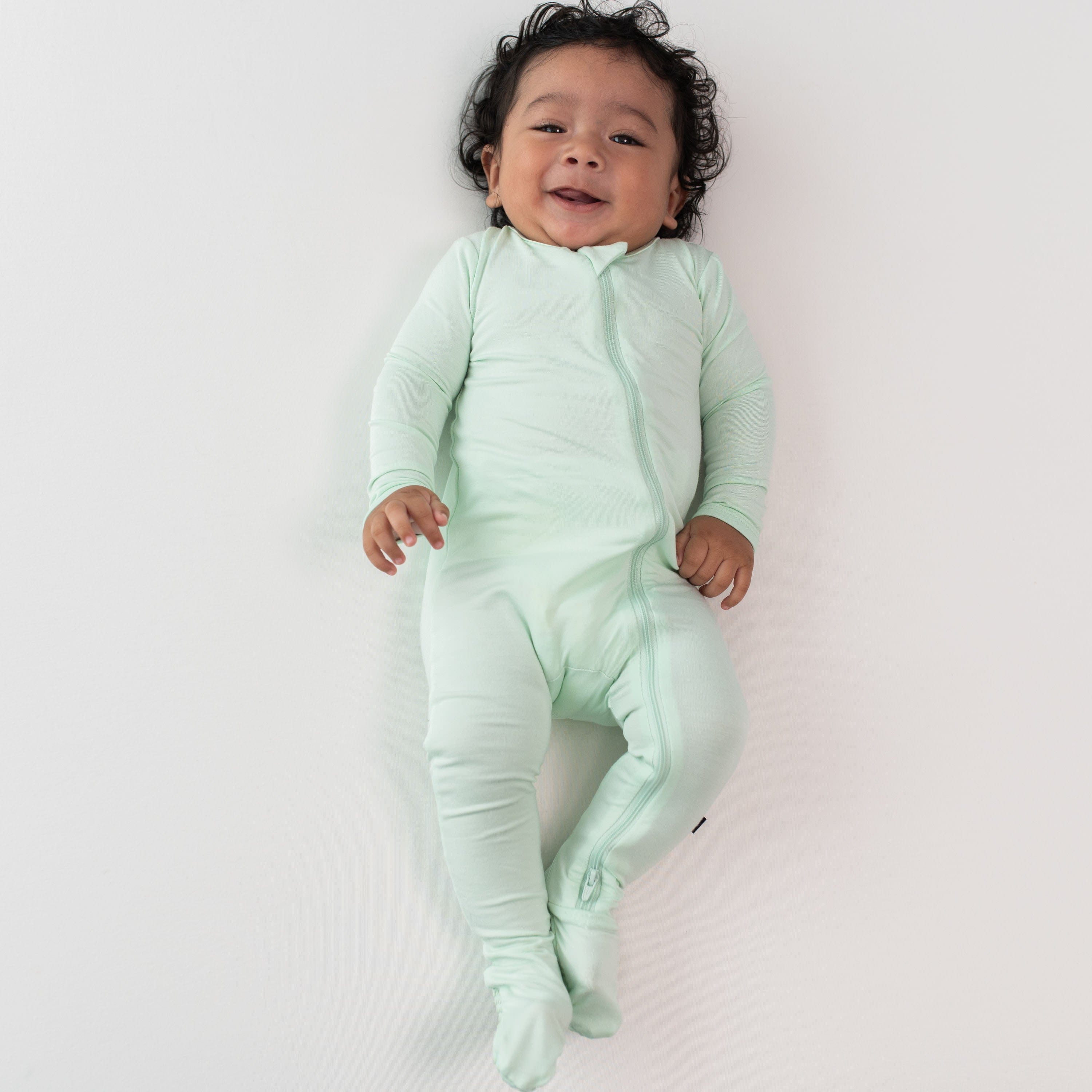 Kyte Baby Zippered Footies Zippered Footie in Mint