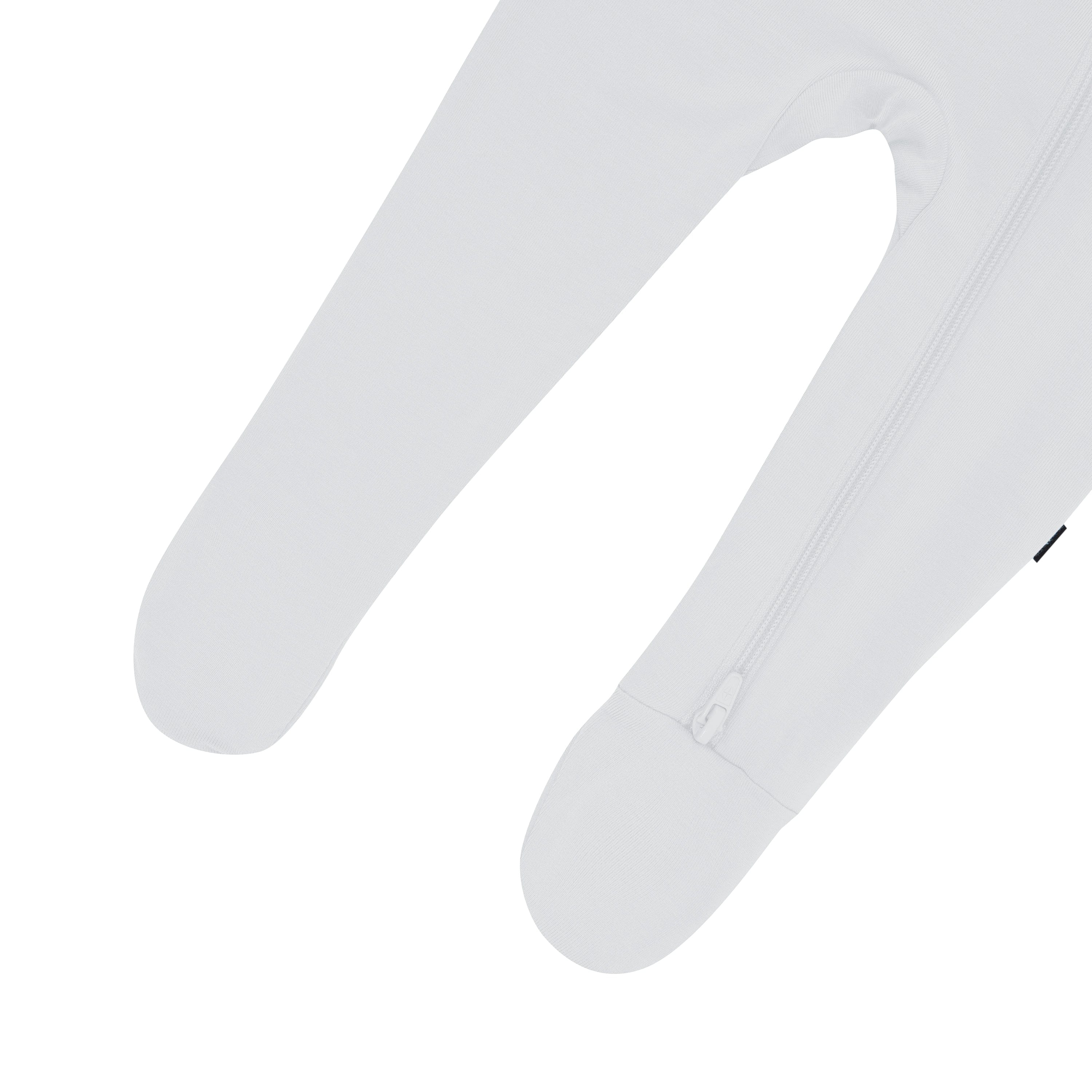 Closed feet on Kyte Baby Zippered Footie in Storm