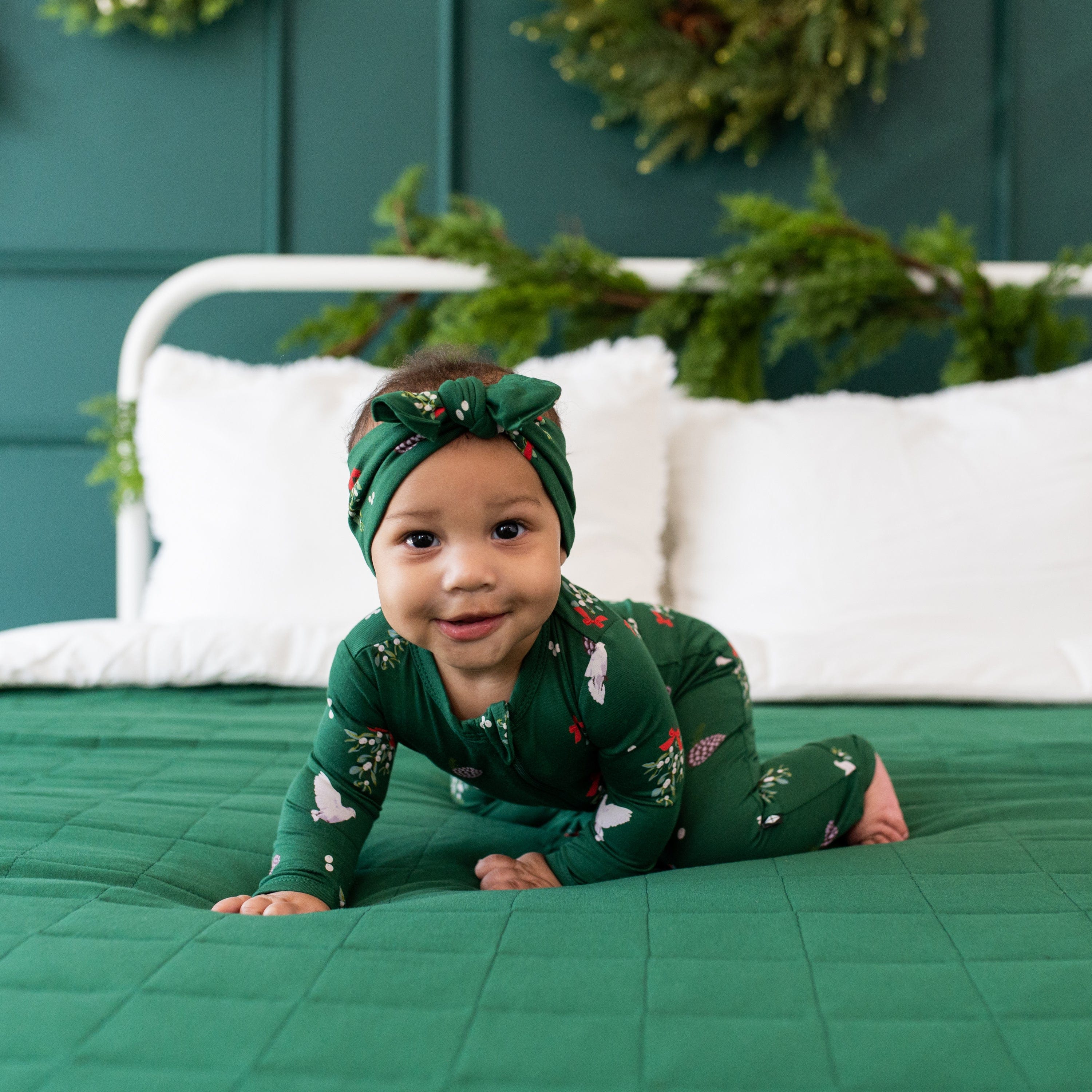 Kyte Baby Zippered Rompers Zippered Romper in Mistletoe