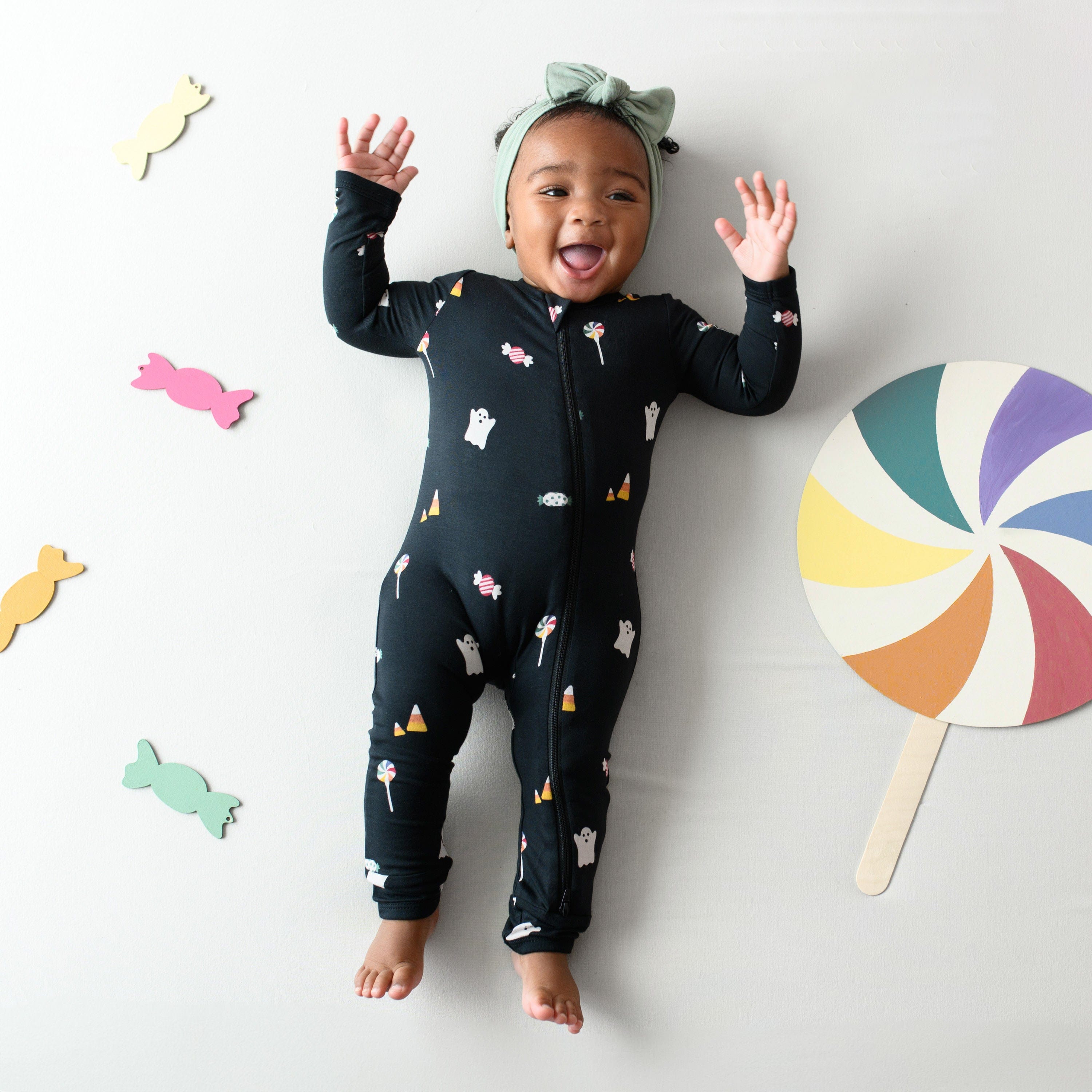 Kyte Baby Zippered Rompers Zippered Romper in Trick or Treat