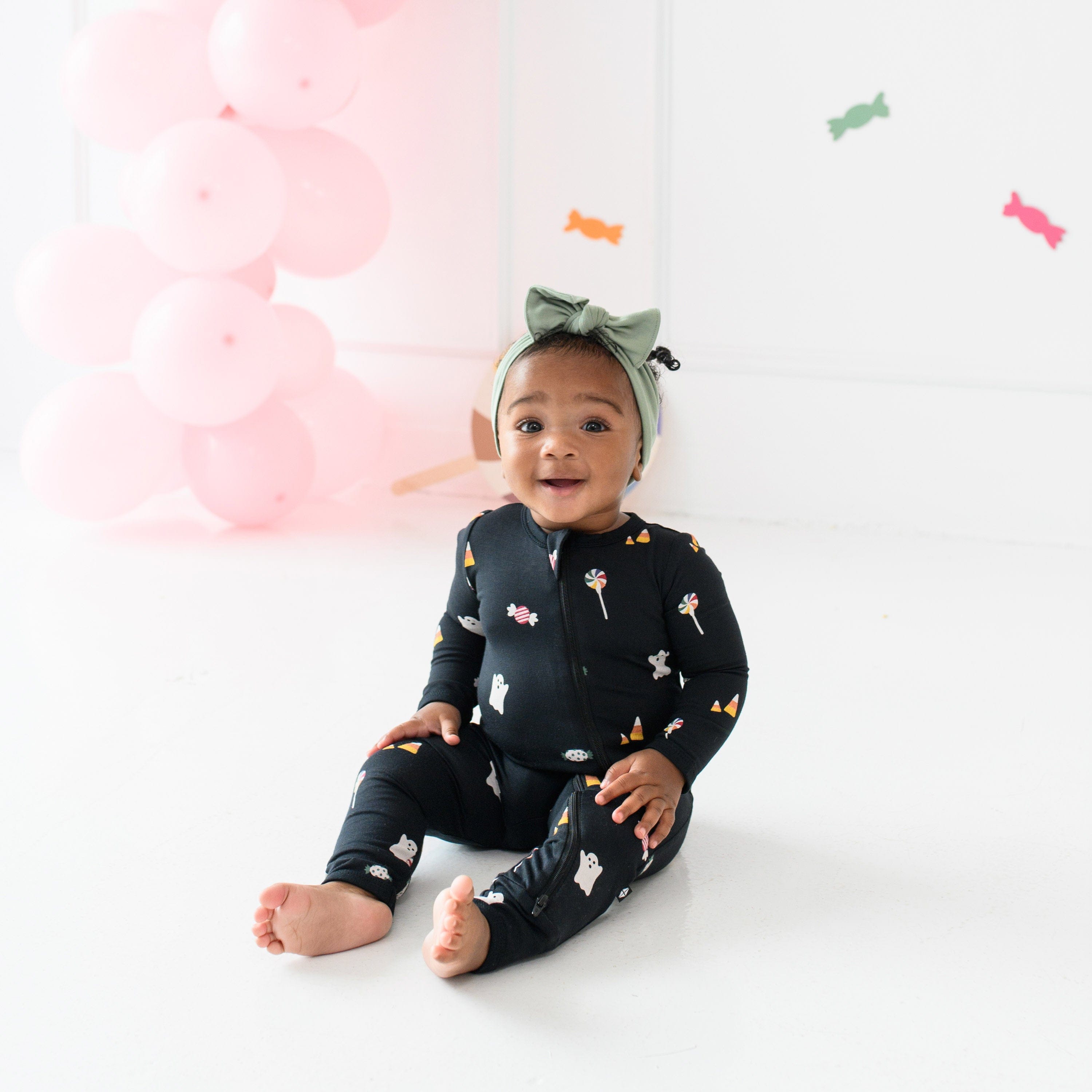 Kyte Baby Zippered Rompers Zippered Romper in Trick or Treat