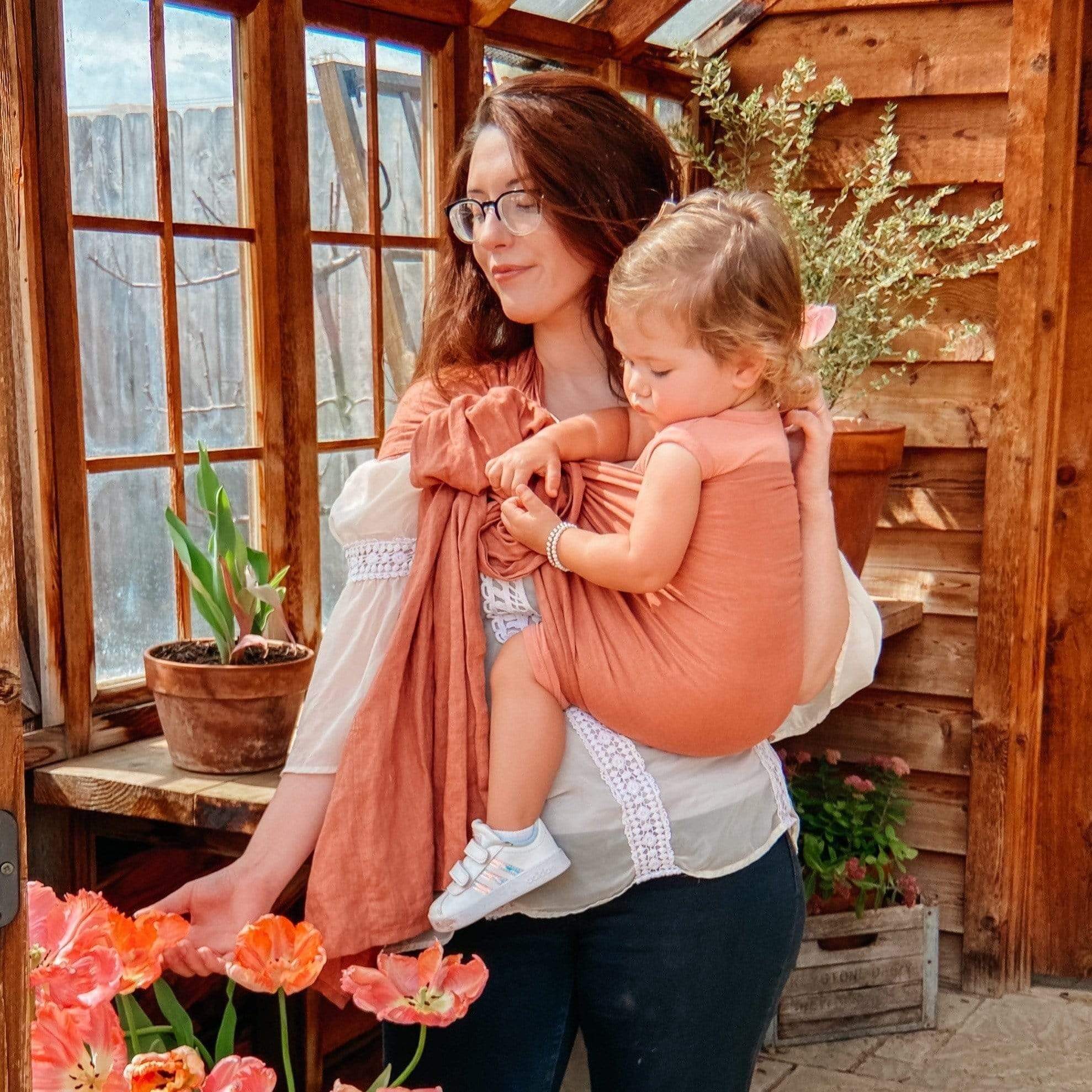 Kyte BABY Carrier Redwood with Rose Gold Rings / OS Ring Sling in Redwood
