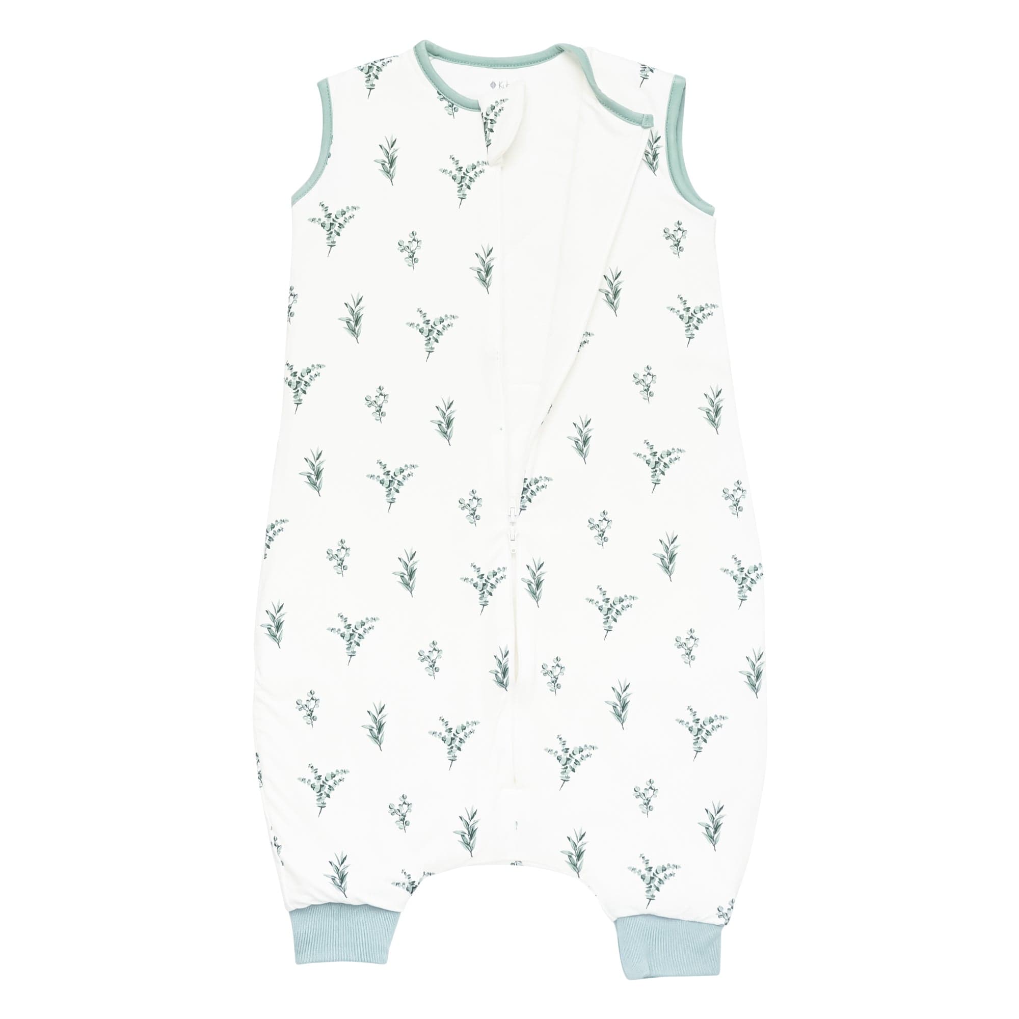 Dual zipper on Kyte Baby Sleep Bag Walker in Eucalyptus 1.0