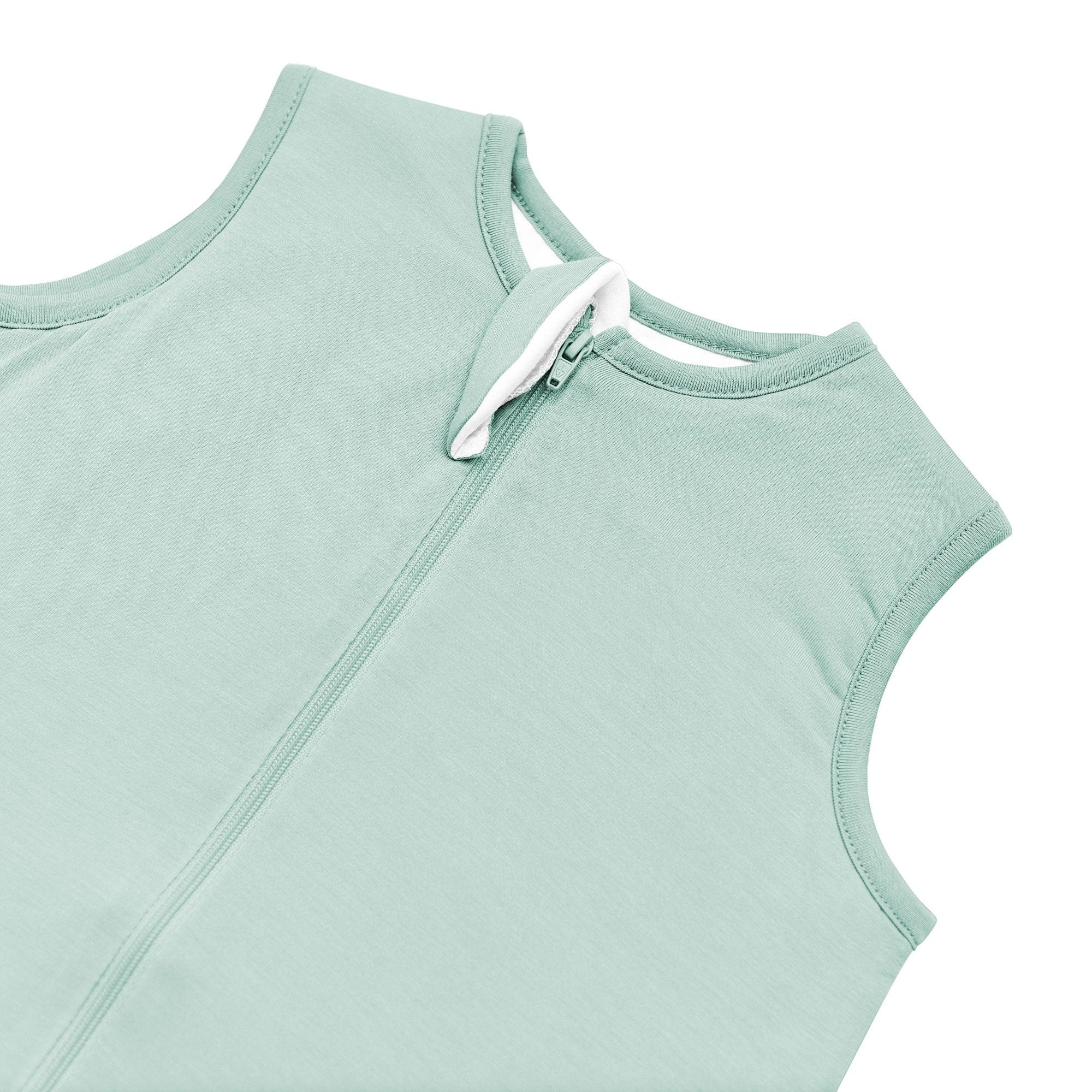 Zipper garage on bamboo Kyte Baby Sleep Bag Walker in Sage 2.5