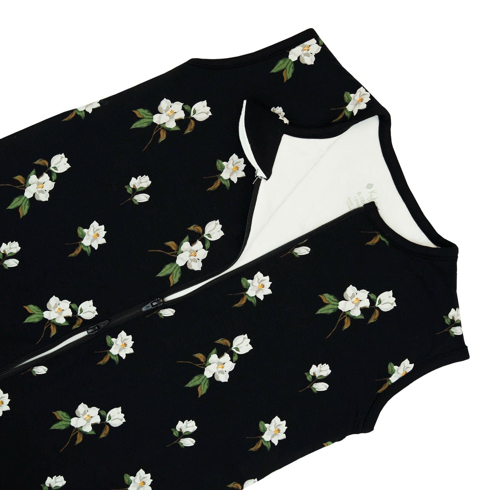 Dual zipper on Kyte Baby Sleep Bag Walker in Small Midnight Magnolia 1.0 TOG