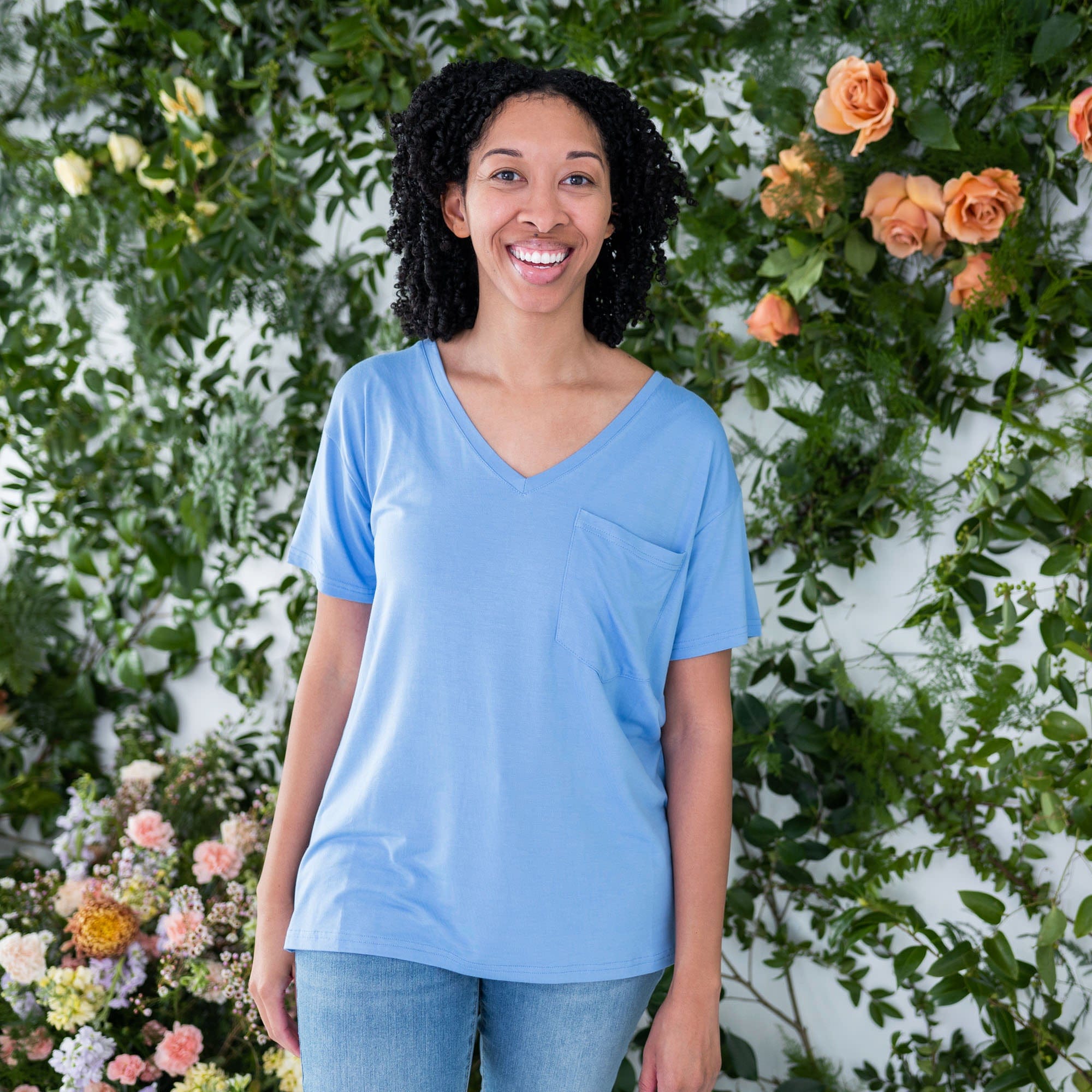 Kyte BABY Women's V-Neck Women’s Relaxed Fit V-Neck in Periwinkle