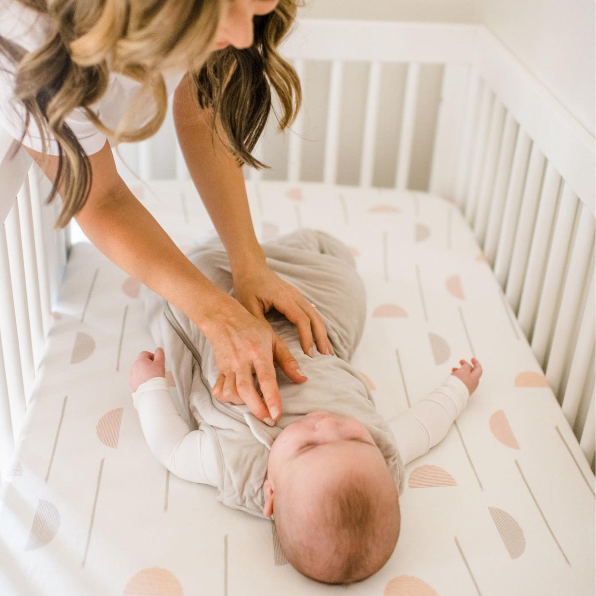 Know When Your Baby is Hungry and How it Affects Sleep | Kyte Baby