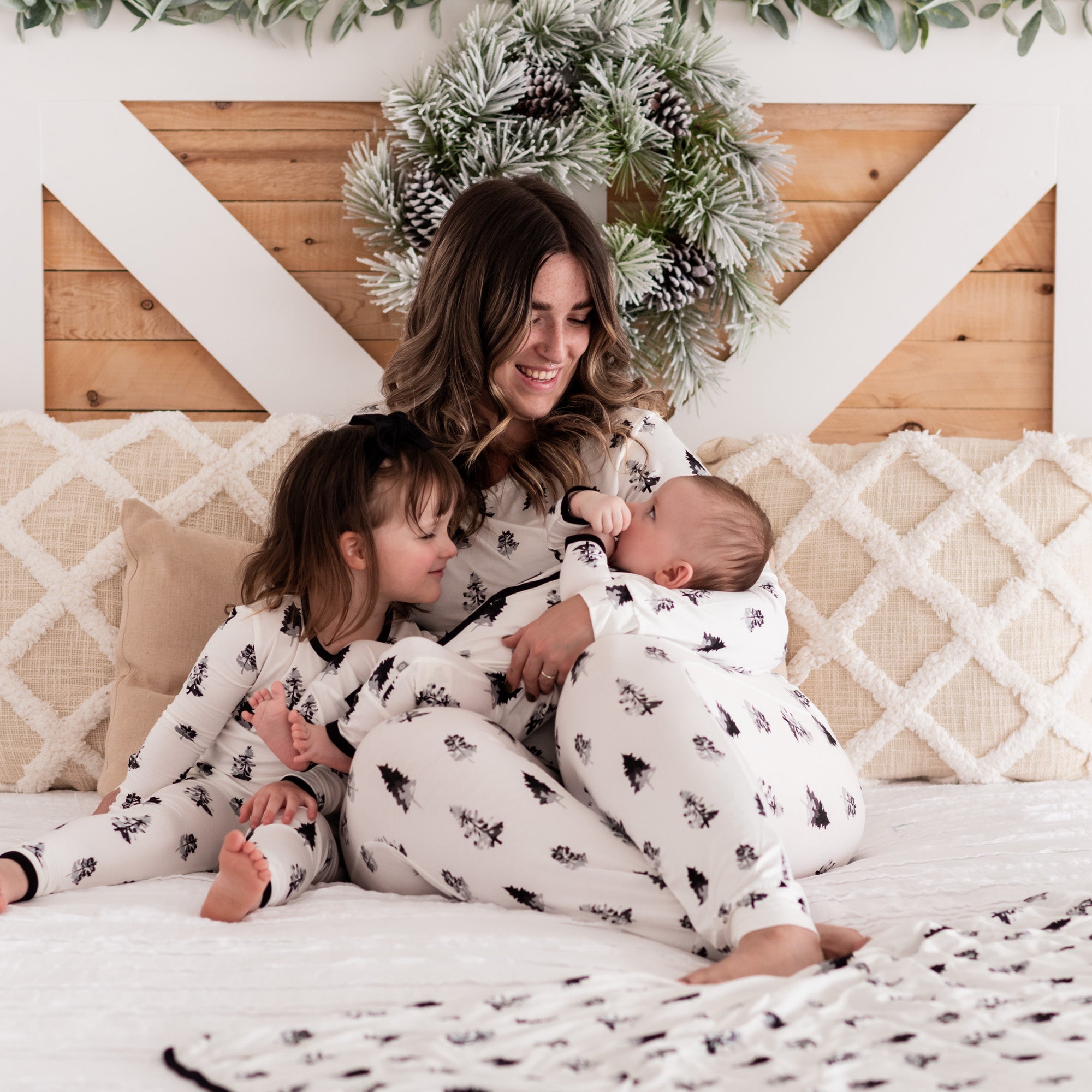 Kyte baby shops black and white trees snap romper