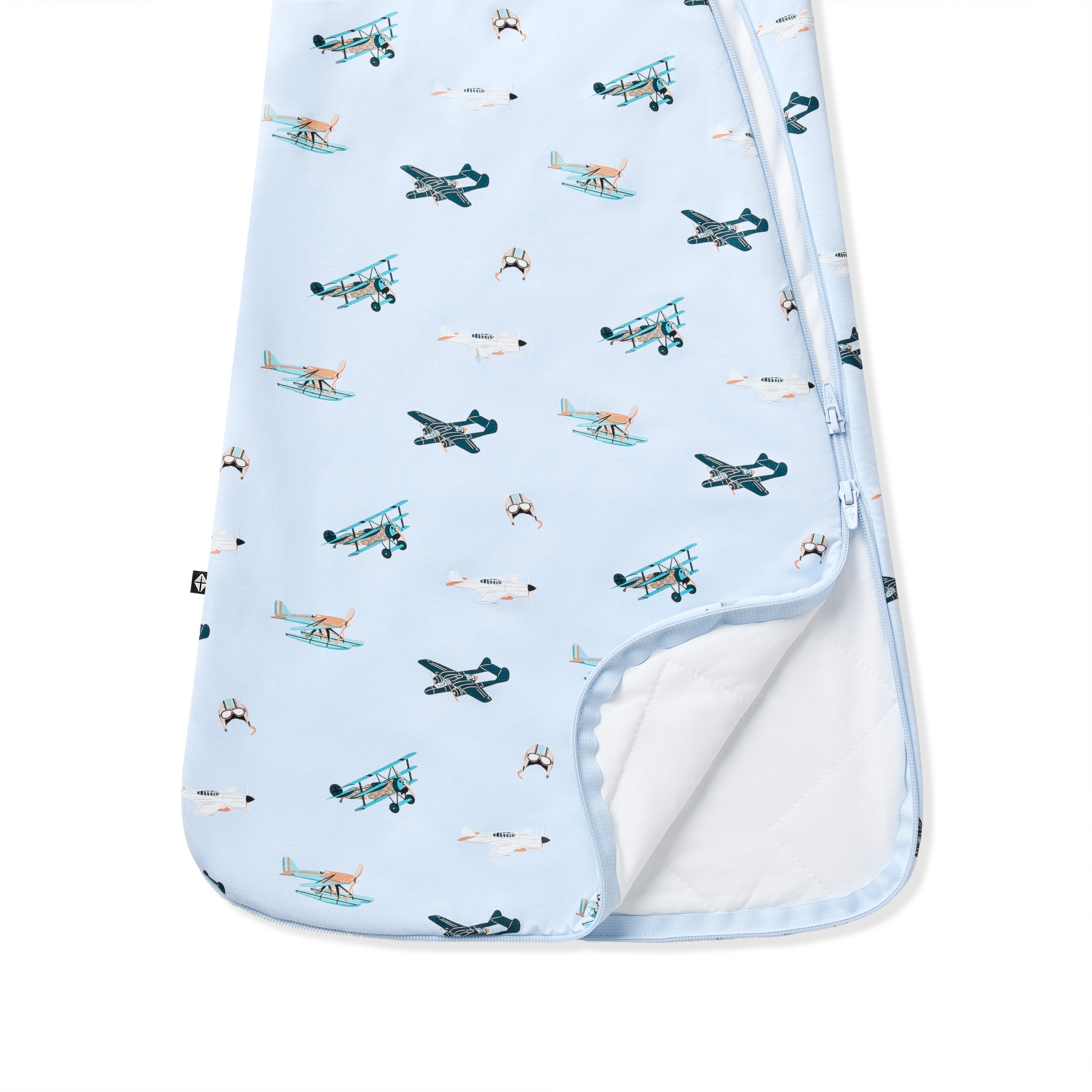 Double zipper shown on the Sleep Bag in Take Off 1.0