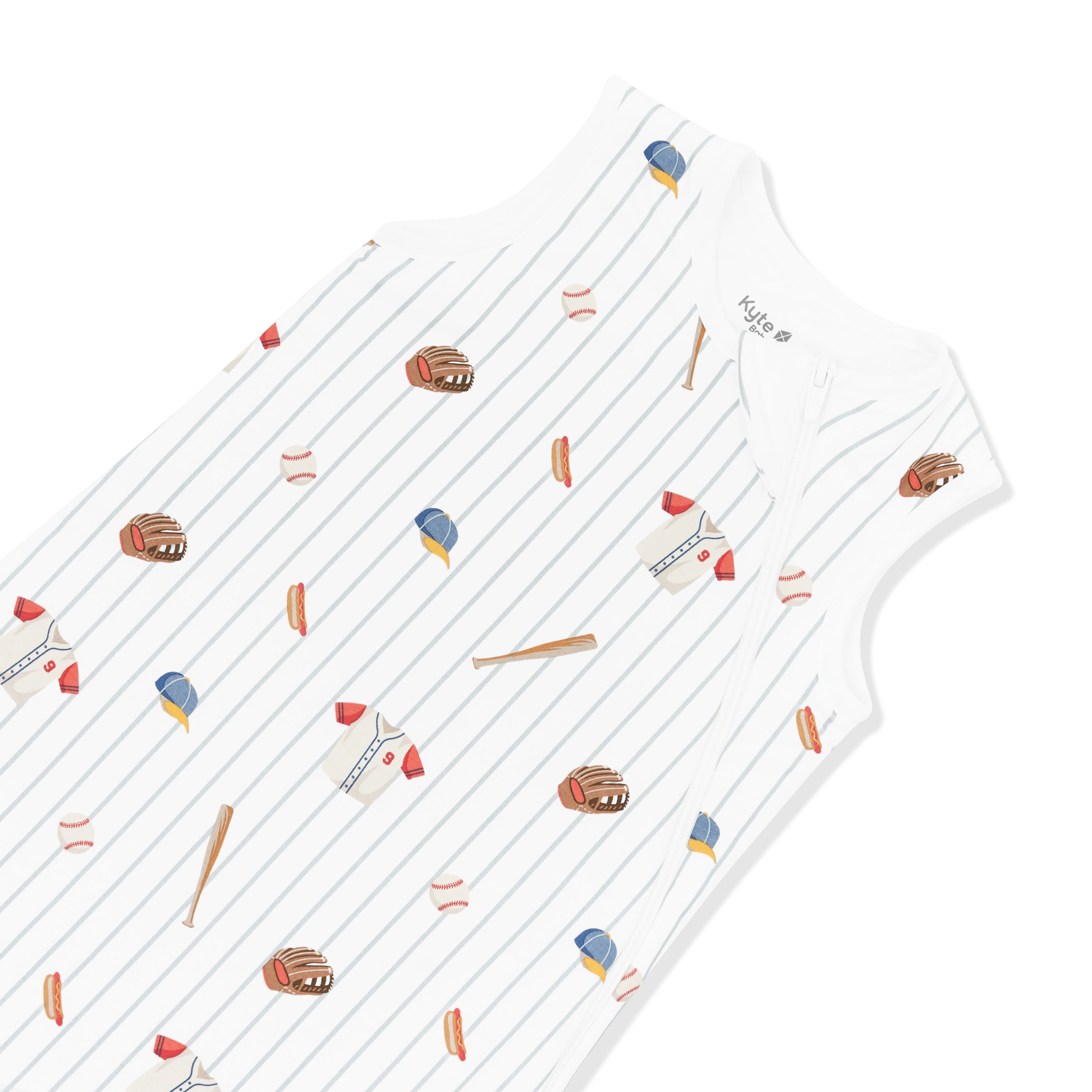 Close up of the zipper garage and top zipper on the Sleep Bag in Home Run 1.0