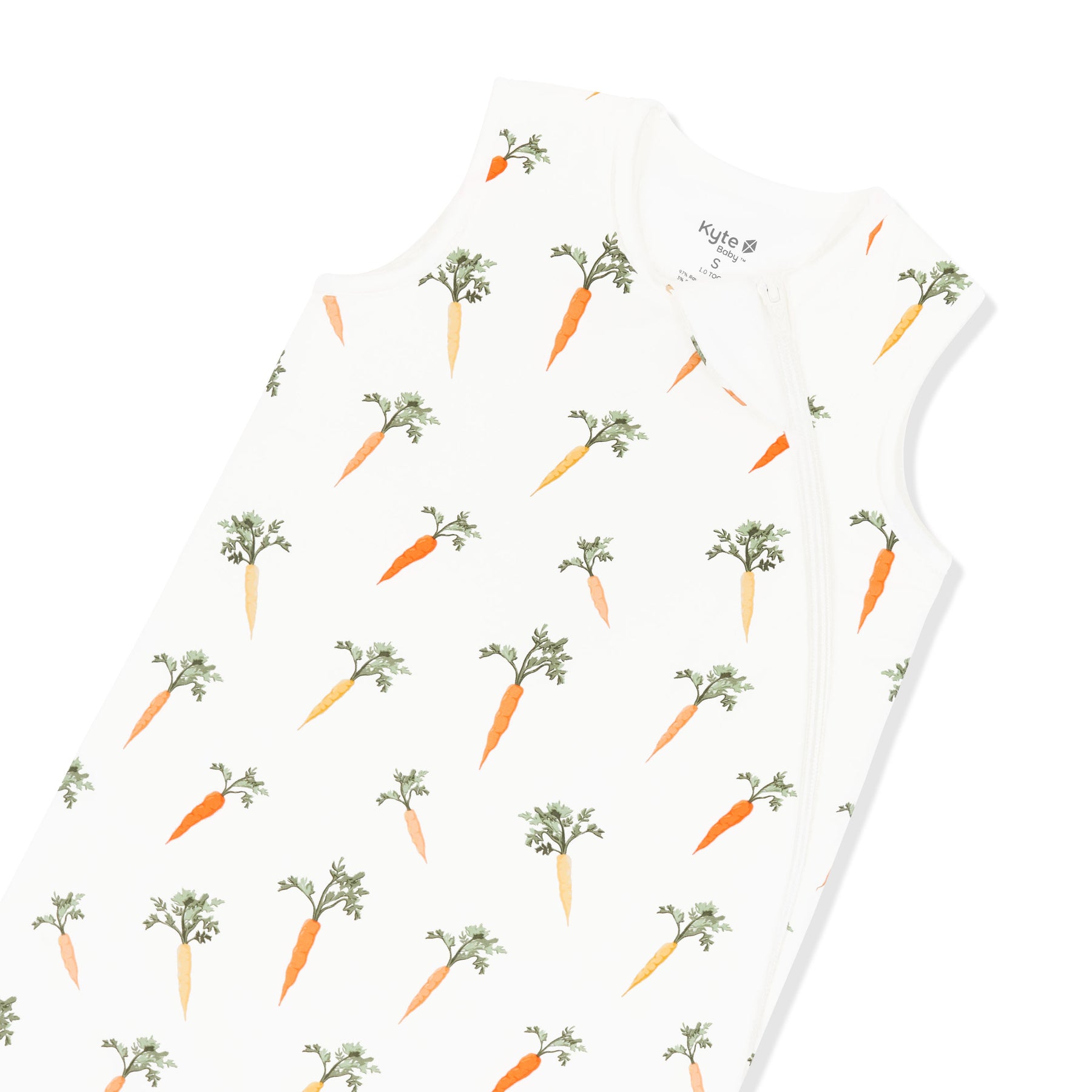 Close up of the zipper garage shown on the Sleep Bag in Carrot 1.0