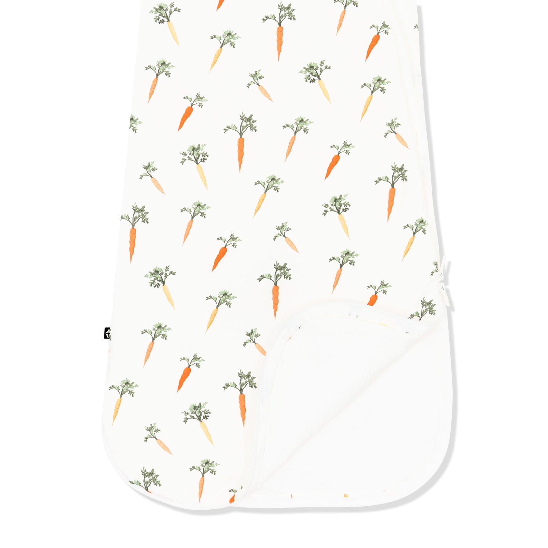 Double zipper garage on the Sleep Bag in Carrot 1.0