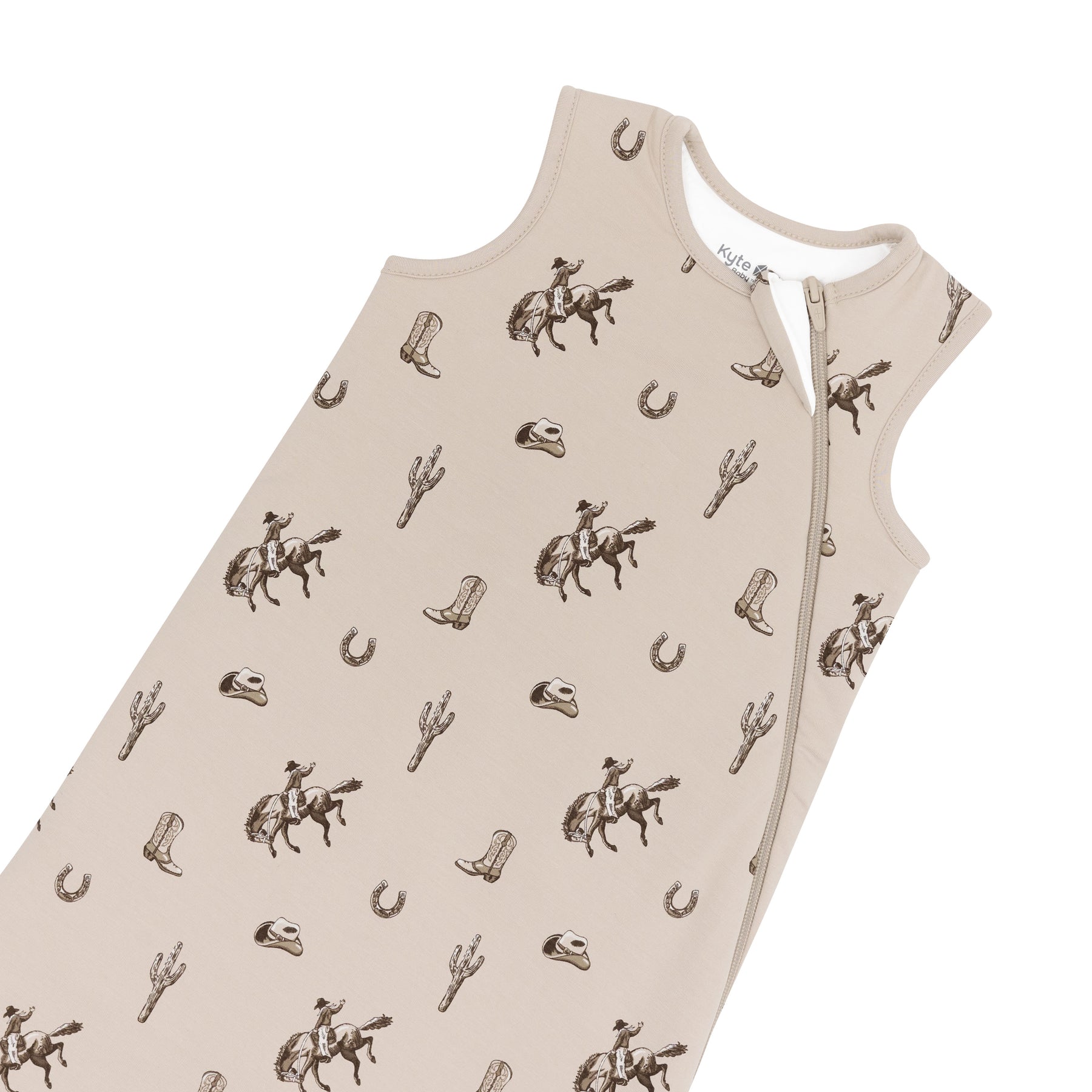 Close up of the zipper garage and top zipper shown on the Sleep Bag in Classic Cowboy 1.0