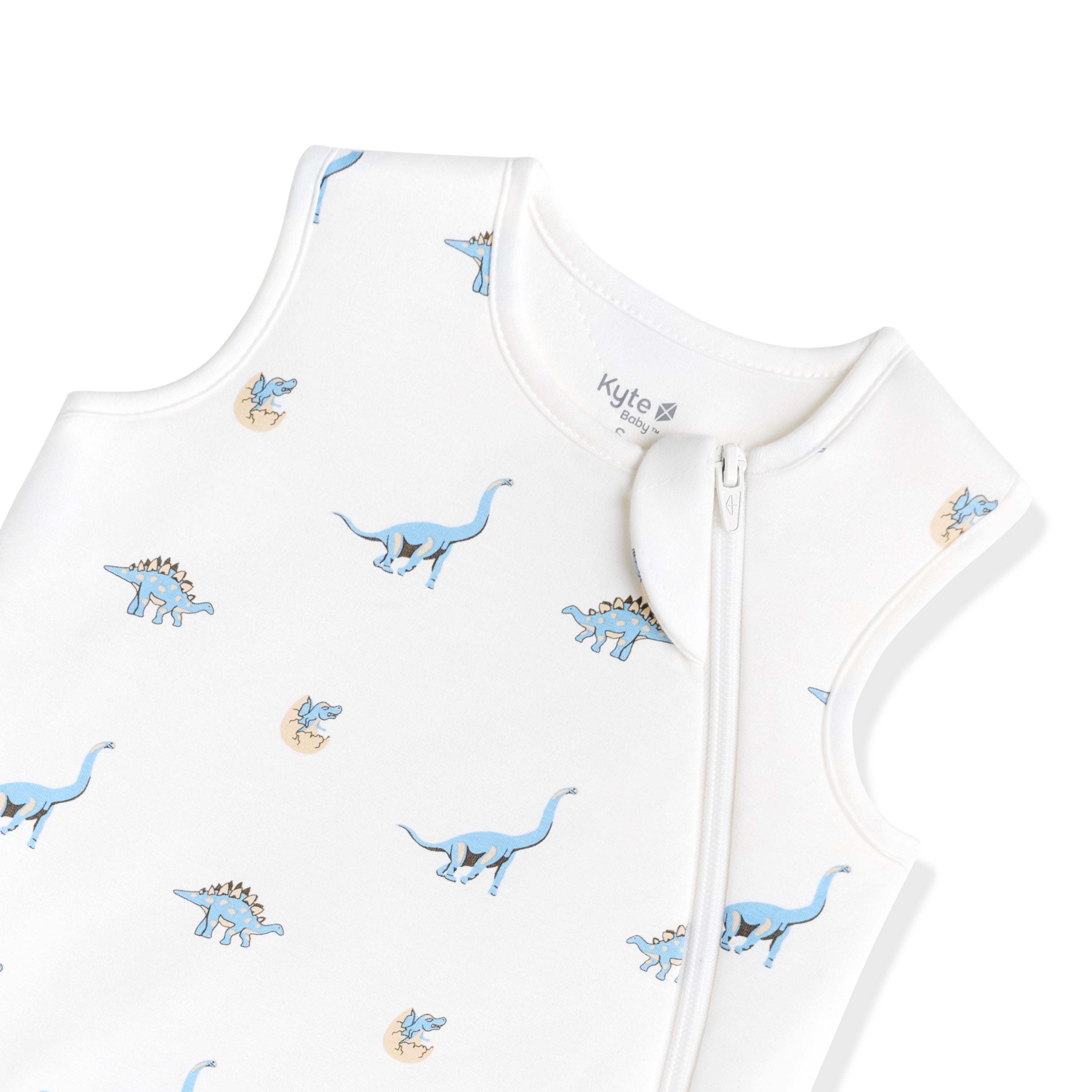 Close up of the zipper garage and top zipper on the Sleep Bag in Jurassic 1.0