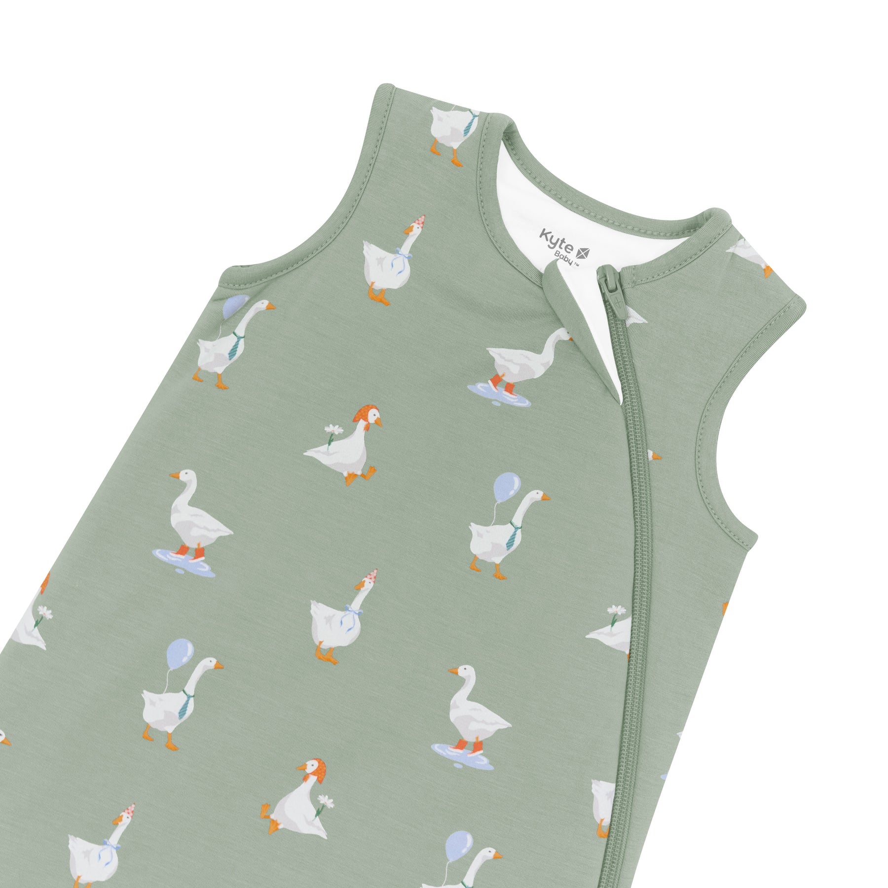 Zipper garage on Sleep Bag in Silly Goose 1.0