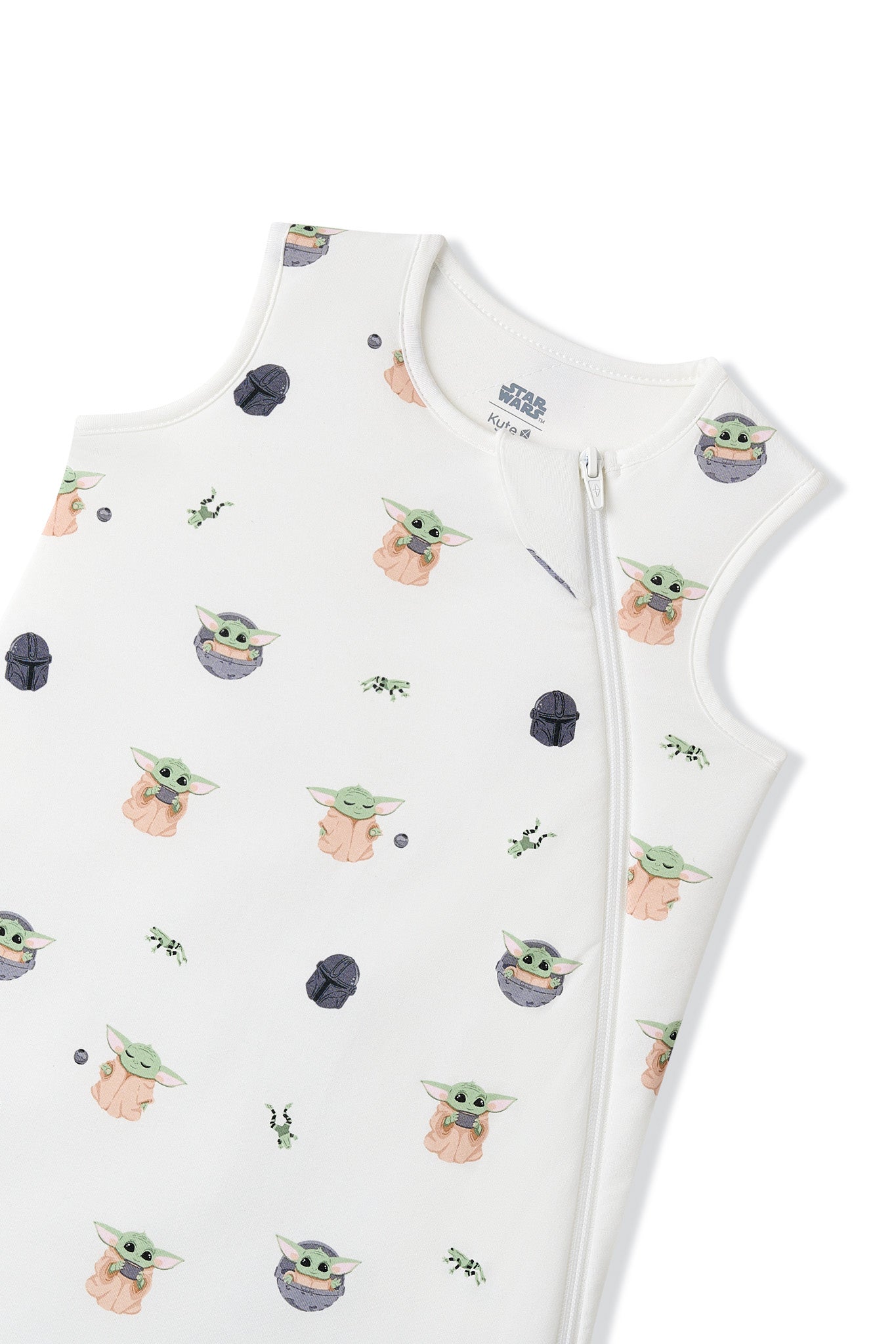 Close up of the Sleep Bag in Grogu™ 1.0 showing the zipper garage and top zipper