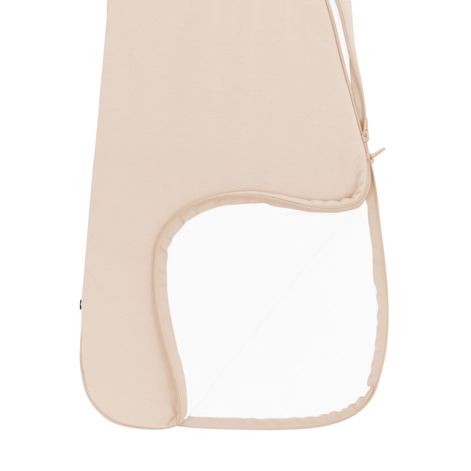 Double zipper shown on the Sleep Bag in Bisque 1.0