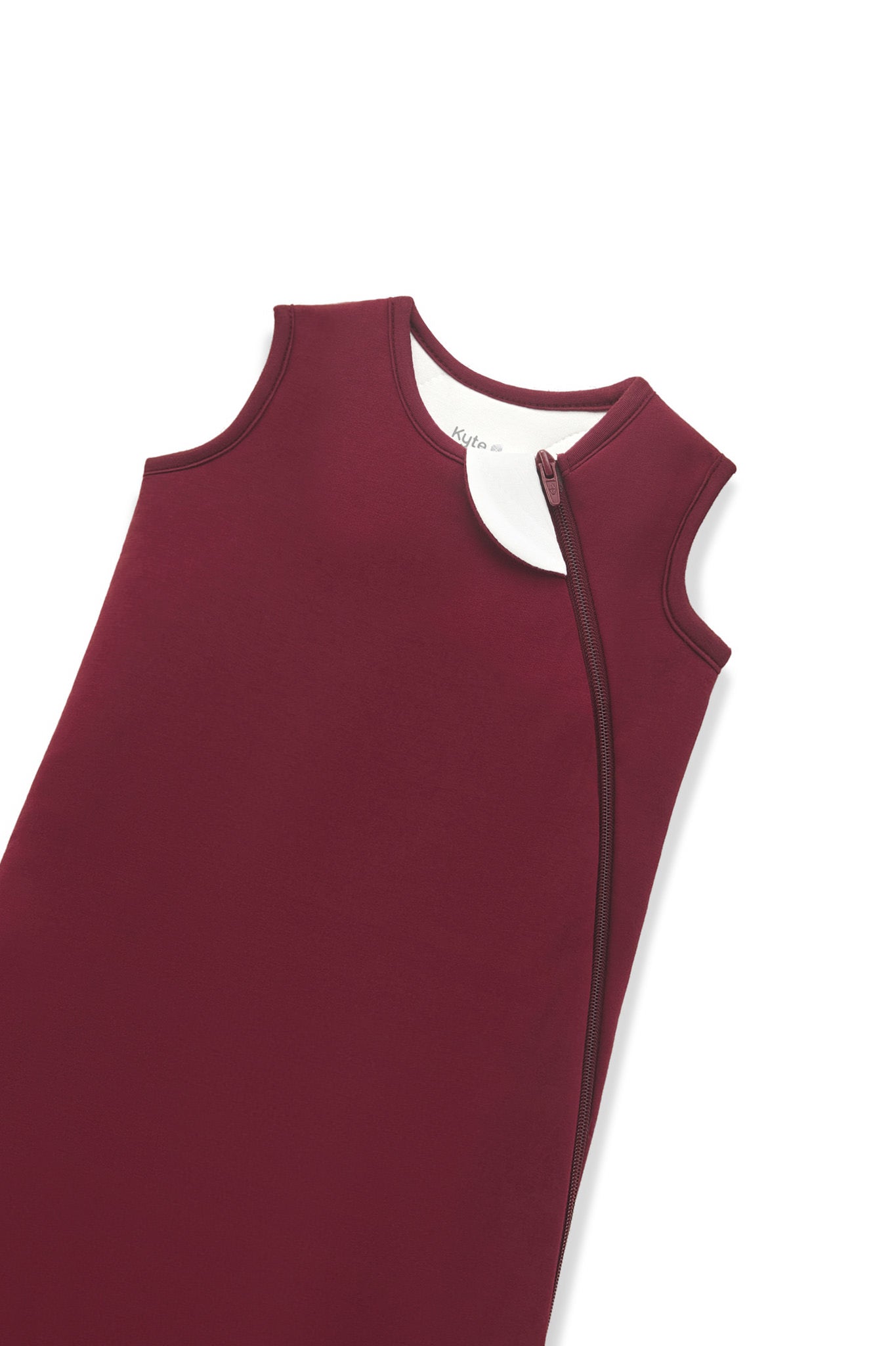 Sleep Bag in Burgundy 2.5 with zipper garage on a white background