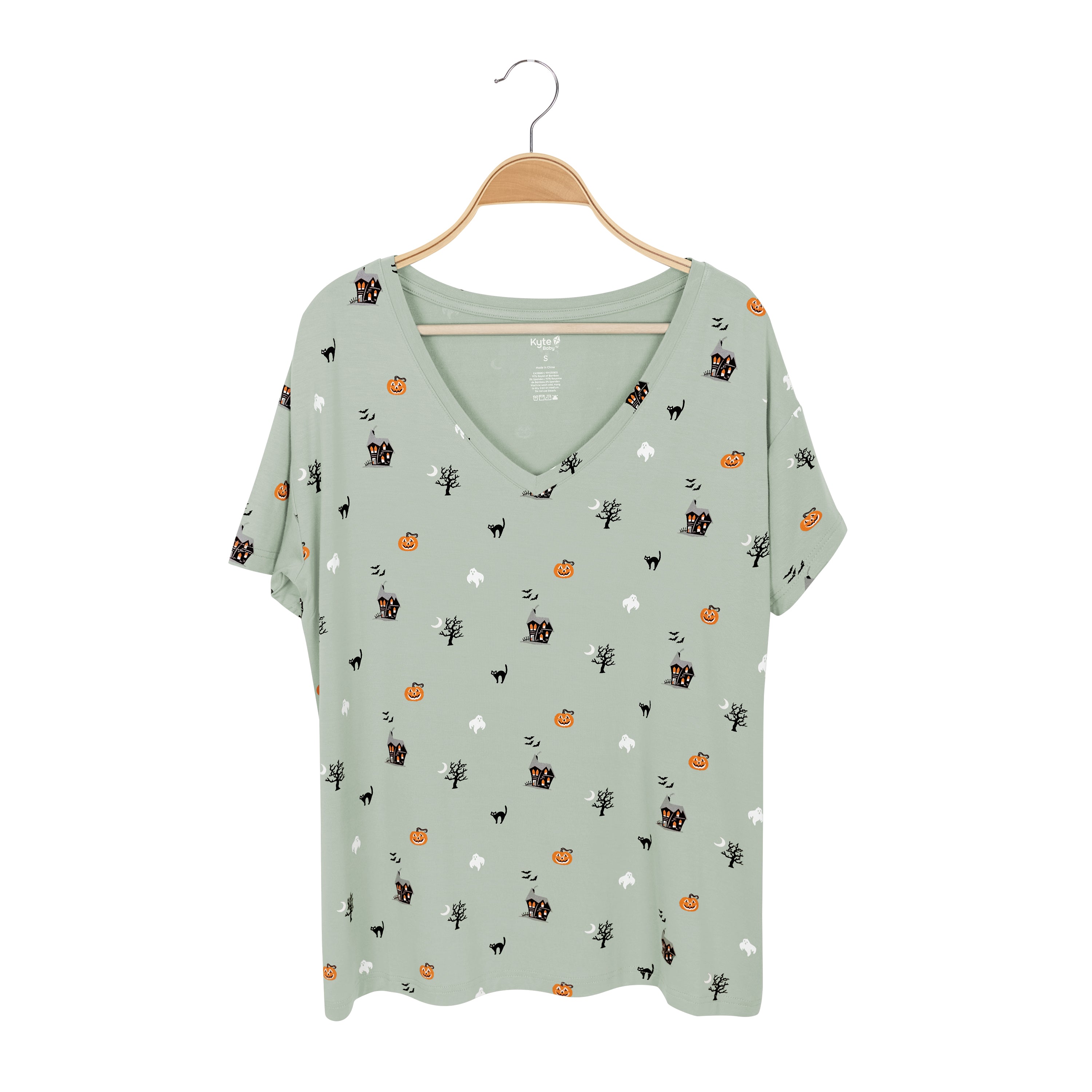 Women’s Relaxed Fit V-Neck in Spooky