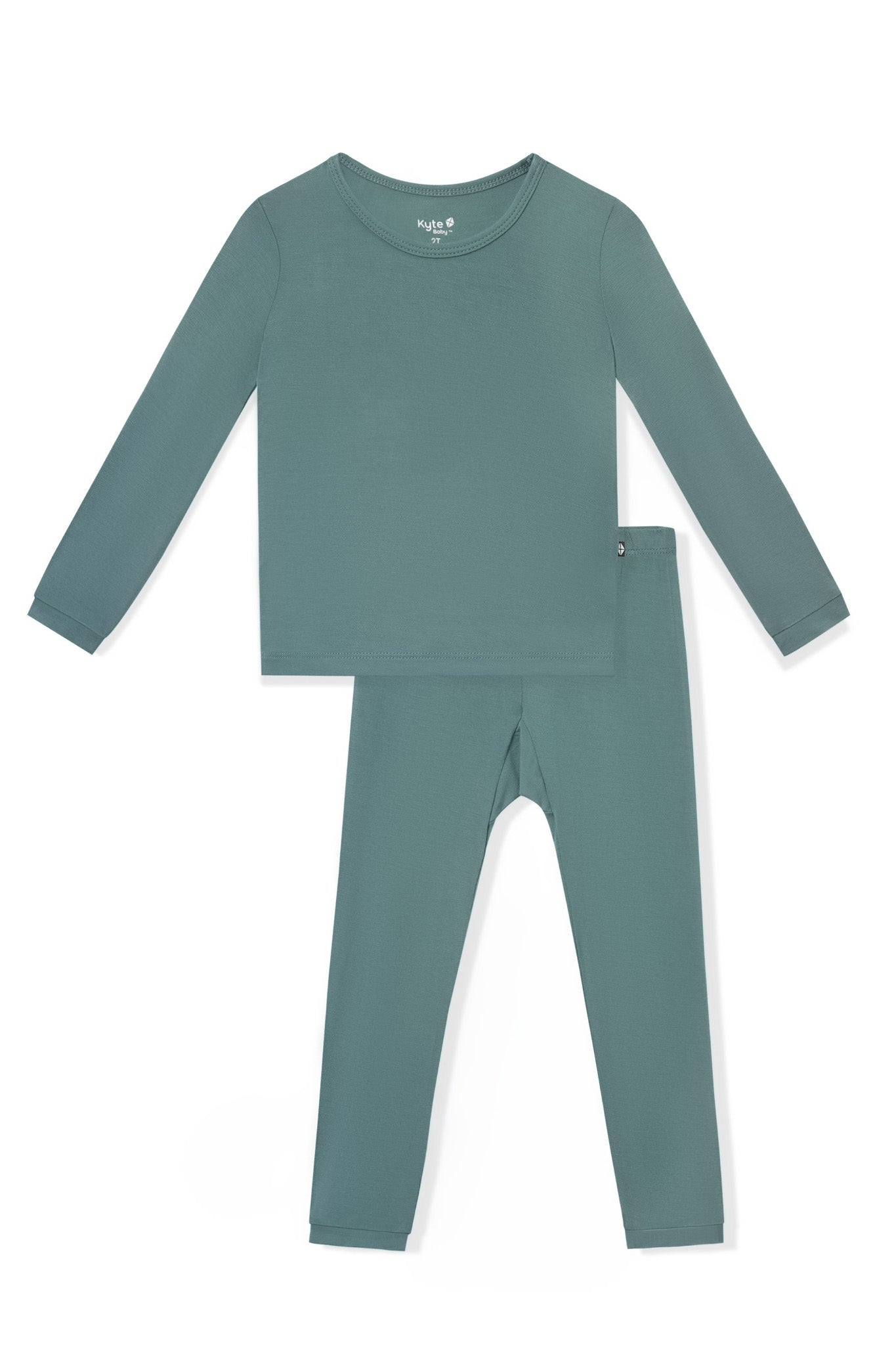 Long Sleeve Pajamas in Pine on a white background