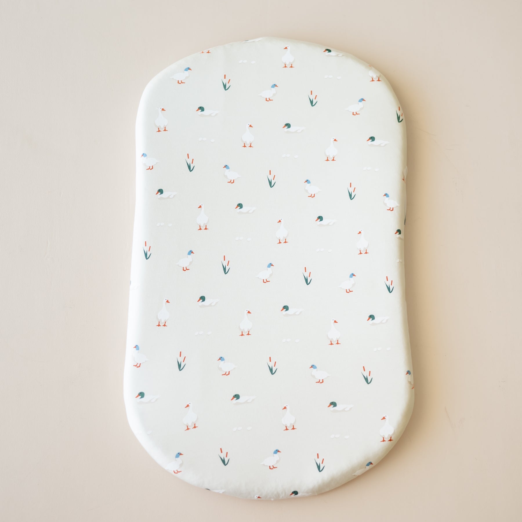 Oval Bassinet Sheet in Duck