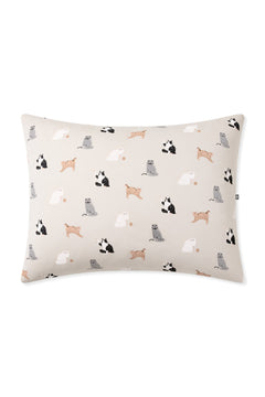 Front of the Toddler Pillowcase in Fluffy Cat on a white background