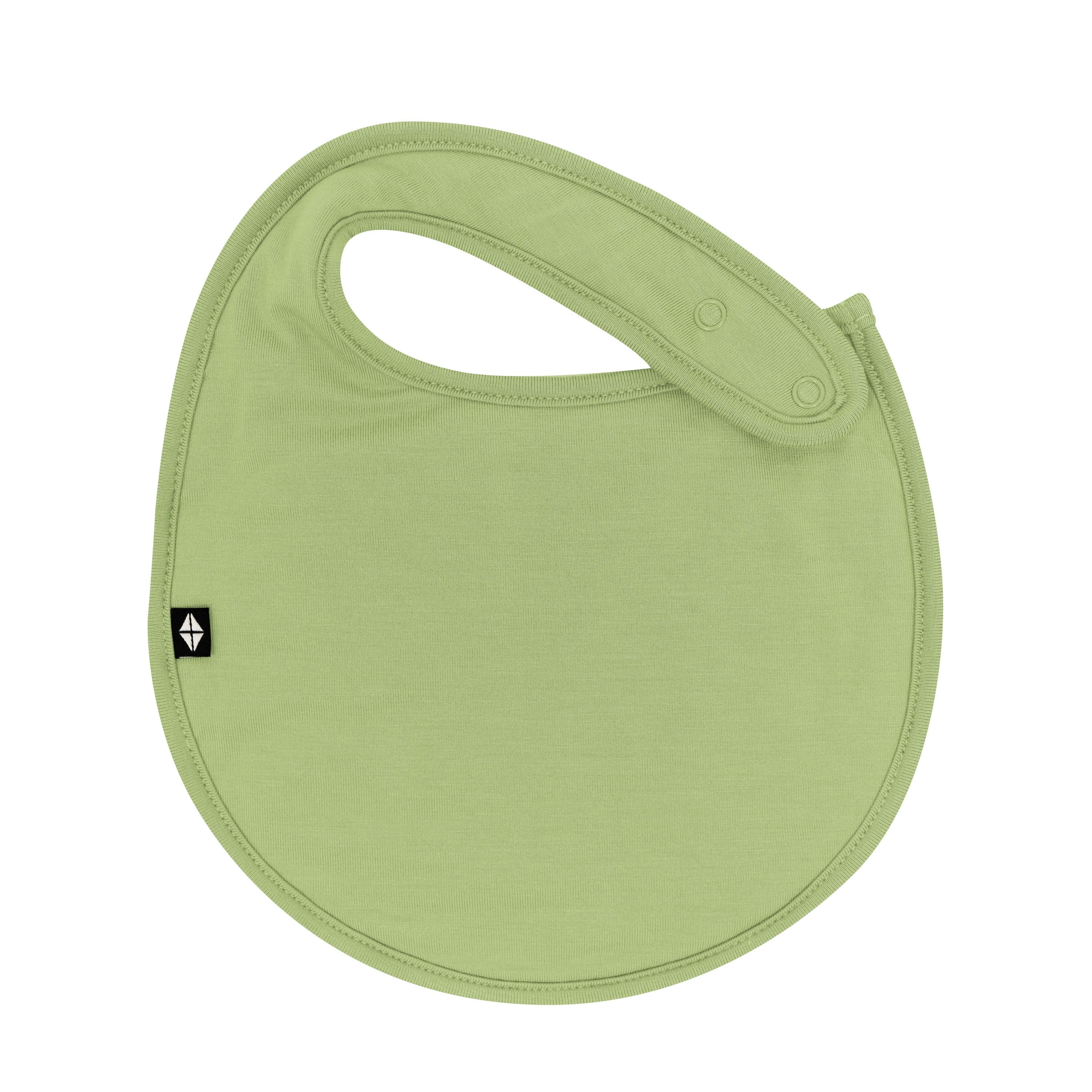 front of kyte baby Cushy Bib in Honu