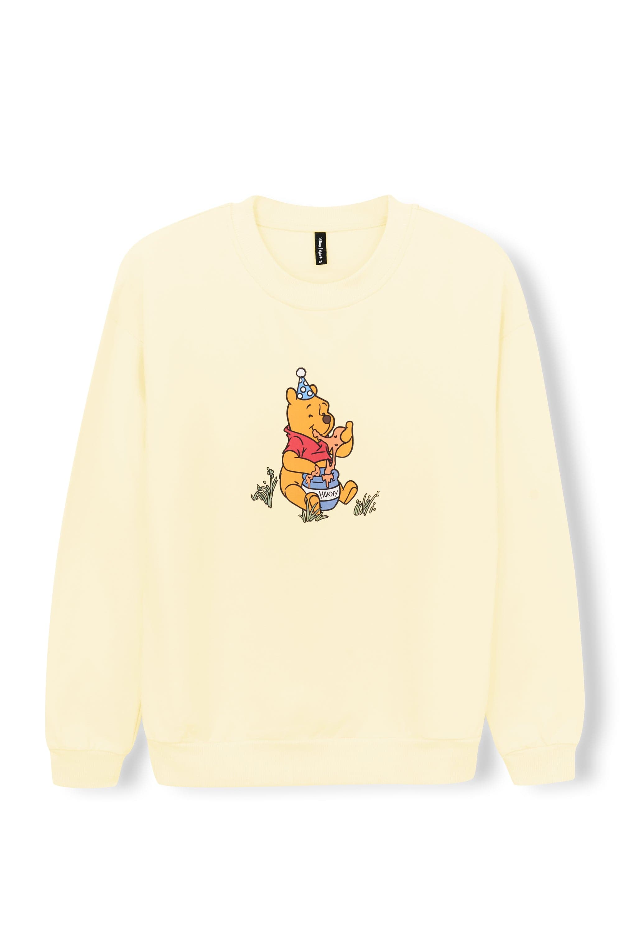 Women's sweatshirt with Winnie the pooh character in the middle