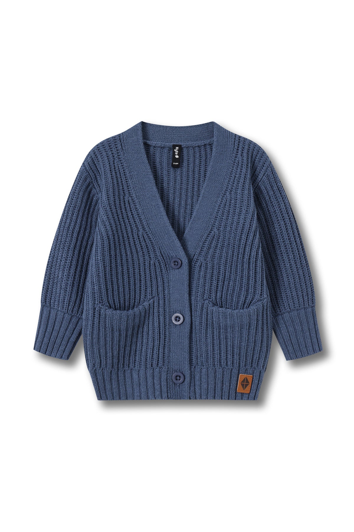 Chunky knit oversized blue cardigan with button and pockets in front