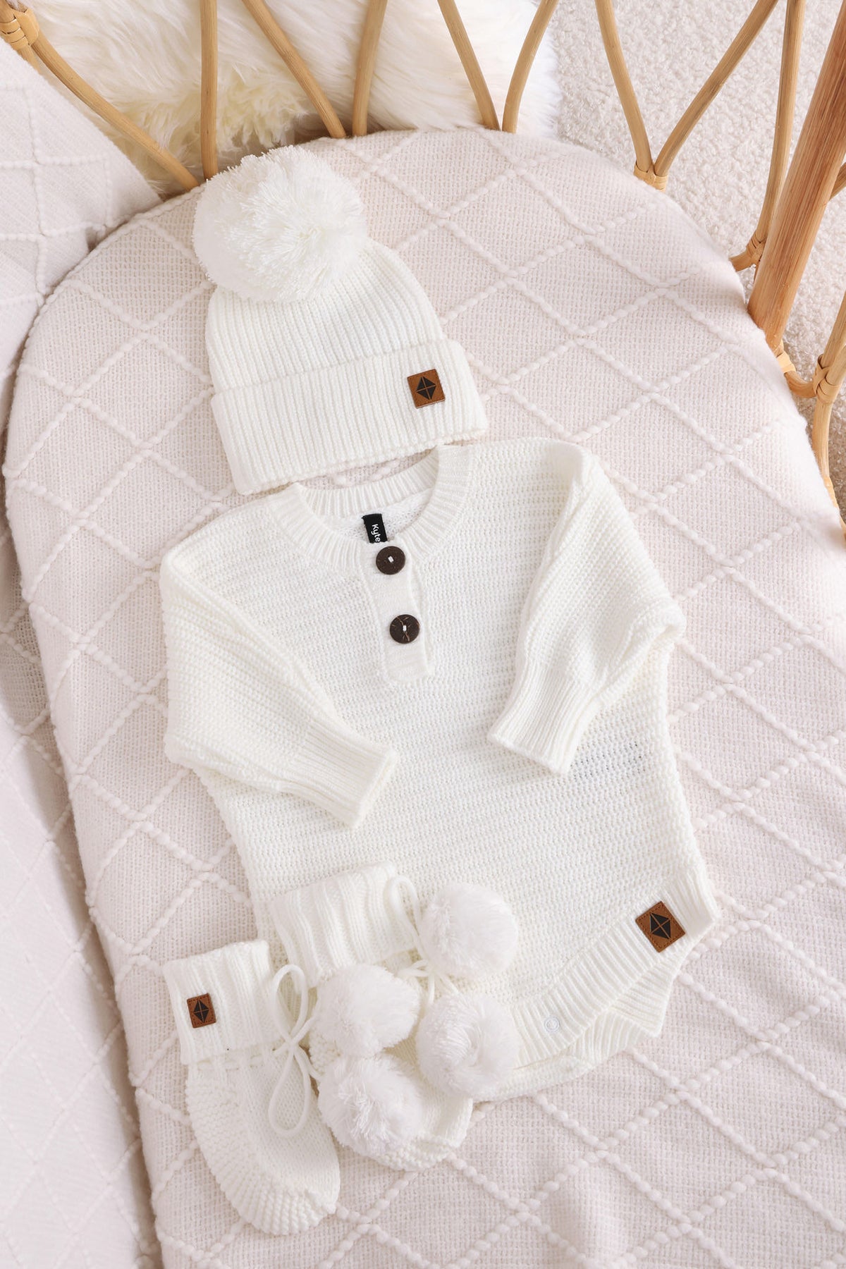 Chunky Knit Romper Set with Beanie & Booties in Cloud