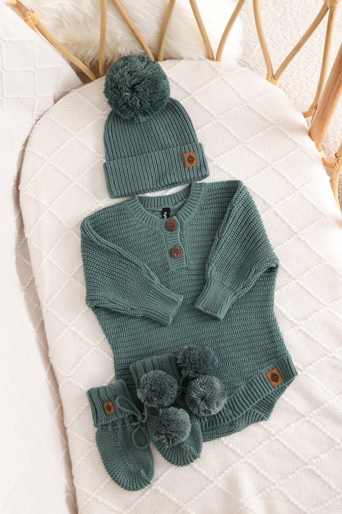Chunky Knit Romper Set with Beanie & Booties in Pine