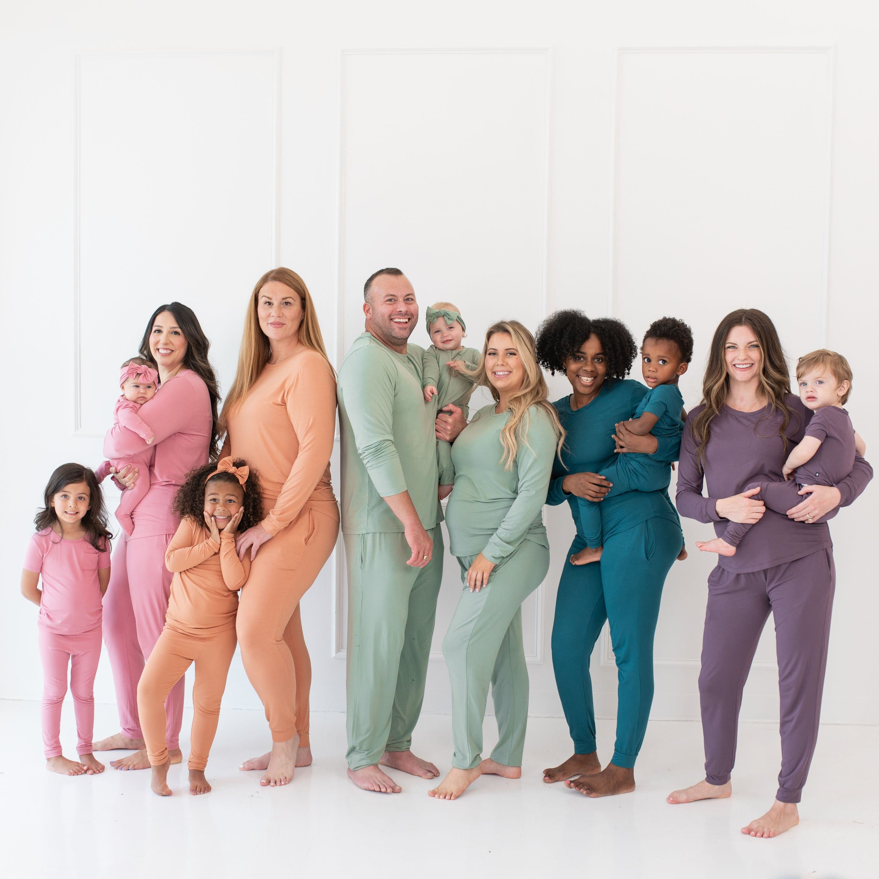 Group photo of parents and children in Kyte Baby fall 2024 solids