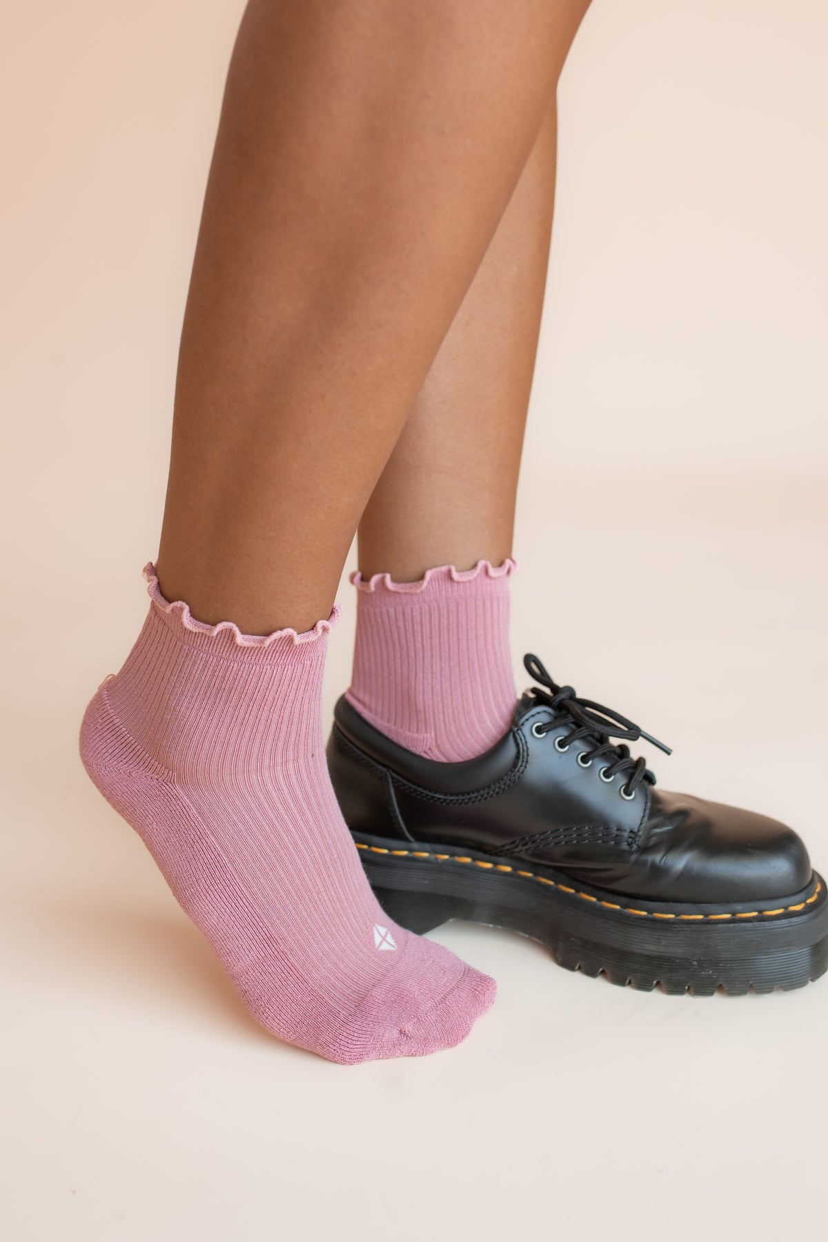 Women's Ruffle Socks in Apple Blossom