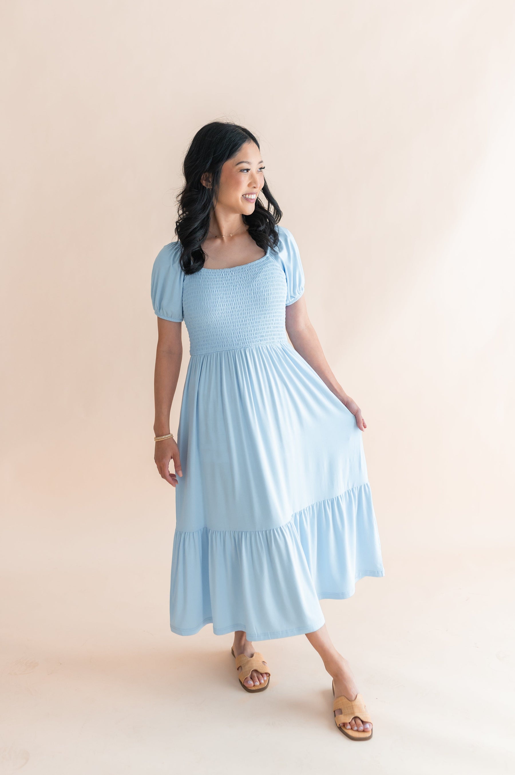 Womens Smocked Dress in Breeze L (12-14) Womens Smocked Dress in Breeze L (12-14)