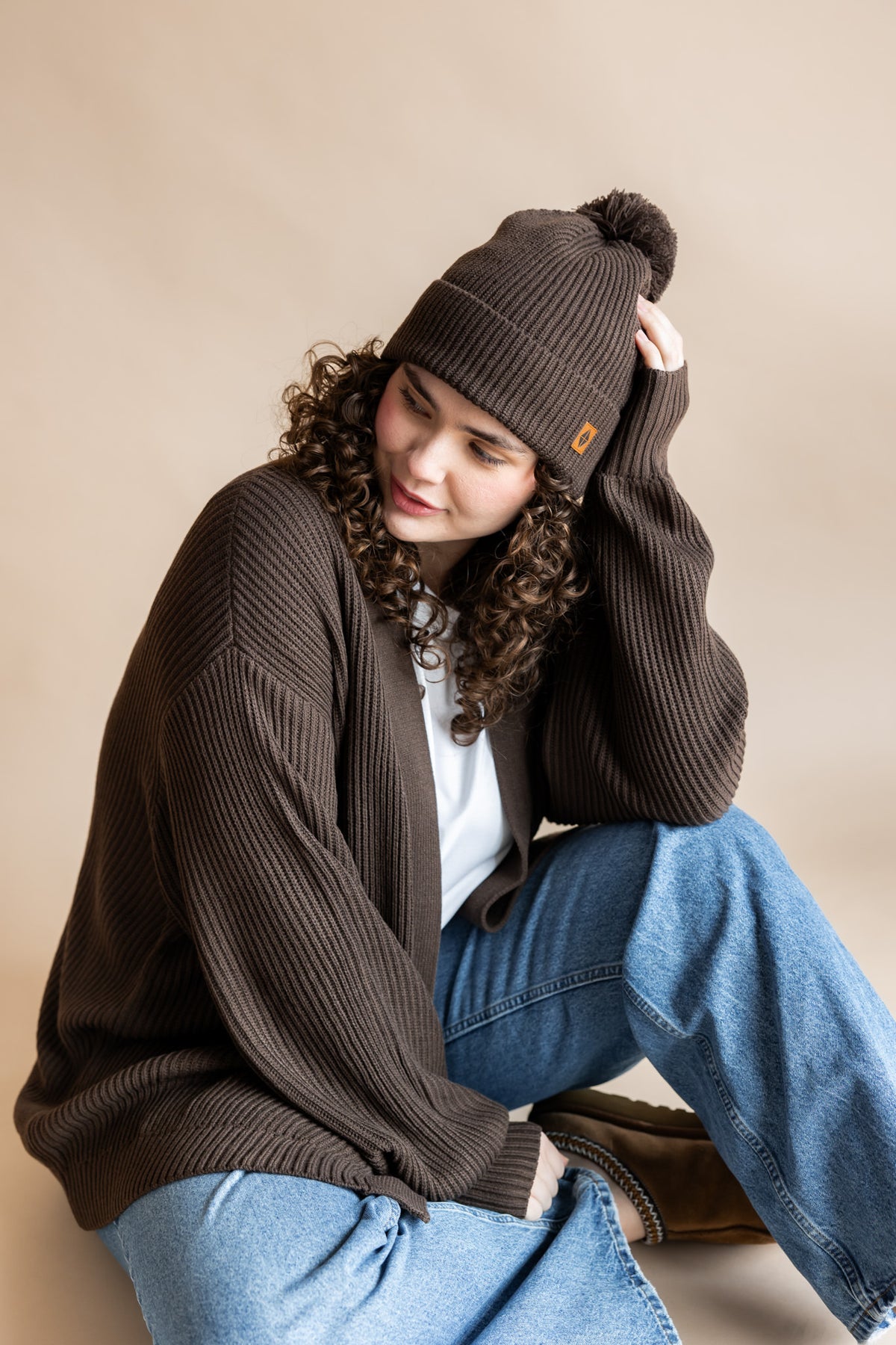 Chunky Knit Adult Pom in Espresso