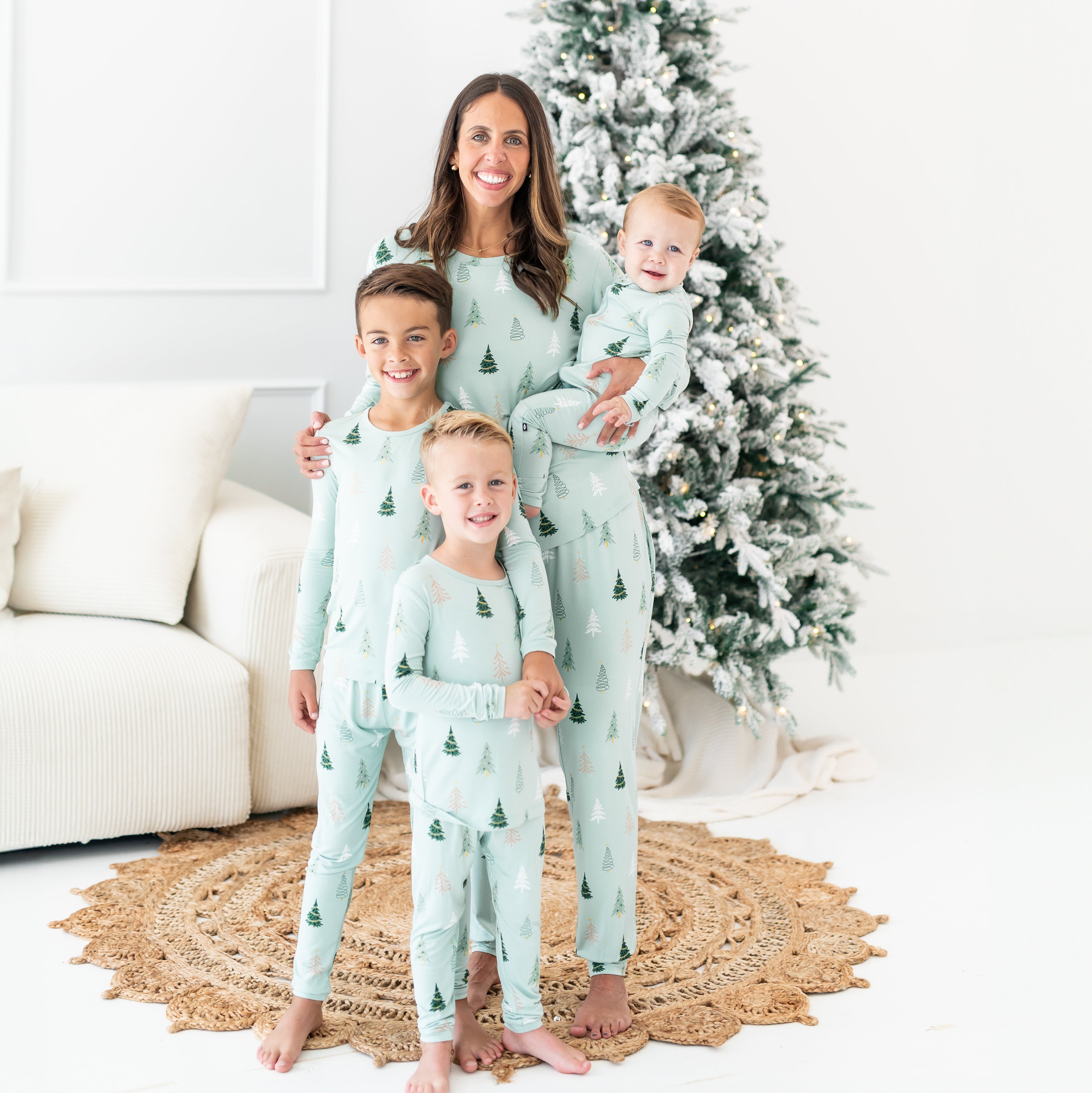 Women's Jogger Pajama Set in Boho Tree