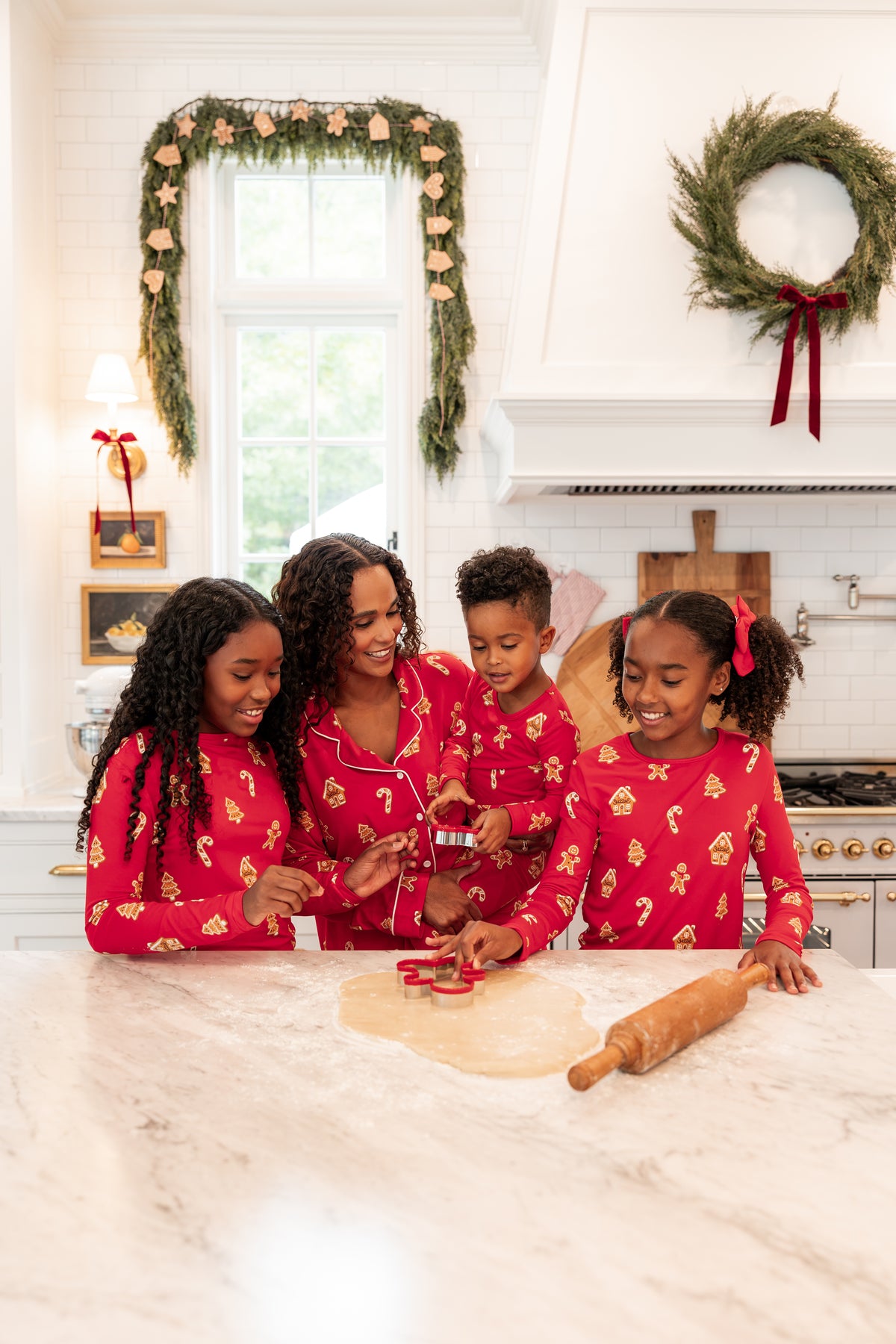 Long-Sleeved Women's Pajama Set in Gingerbread