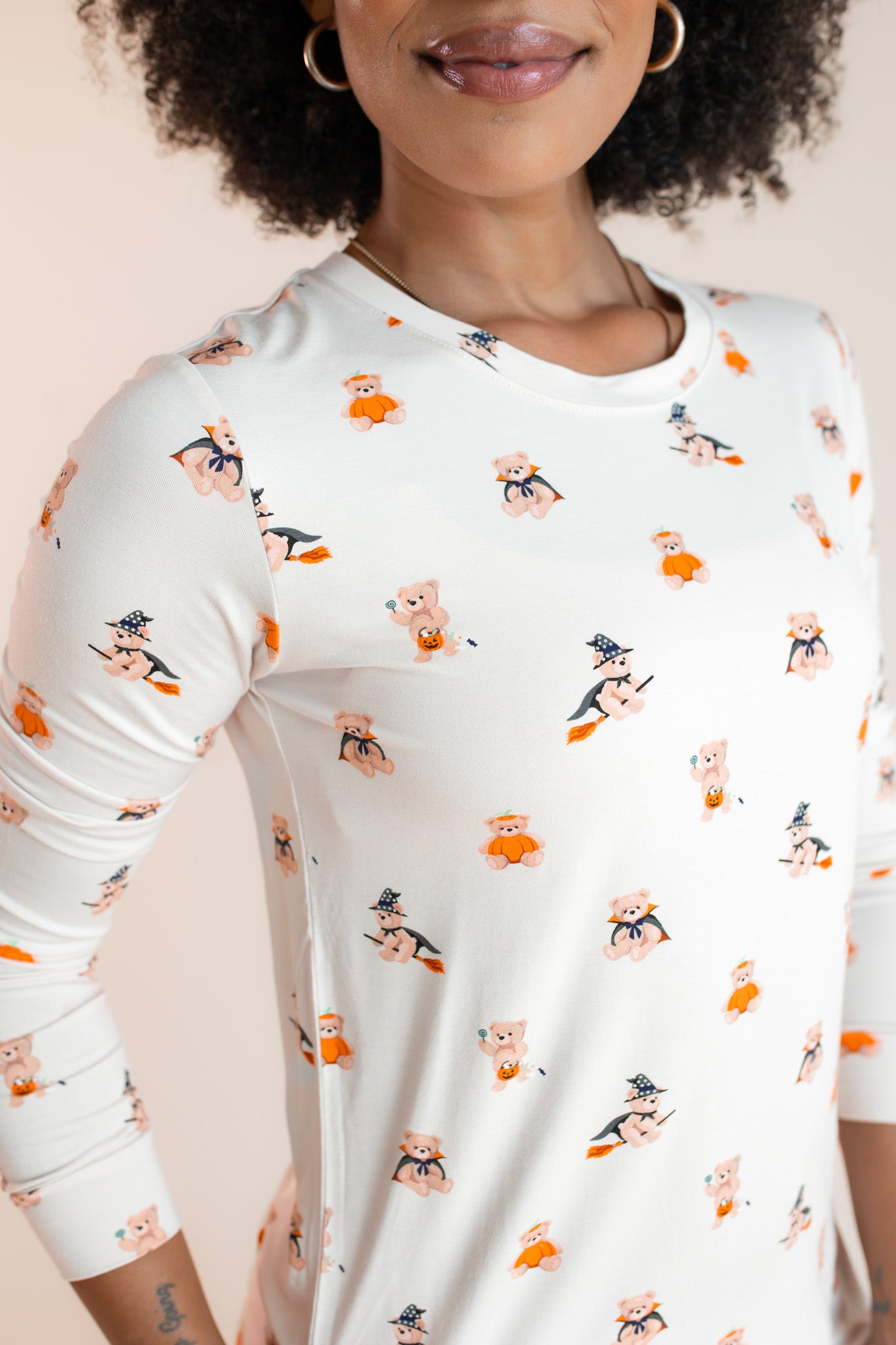 Close up of Modal wearing Women's Jogger Pajama Set in Halloween Teddy print