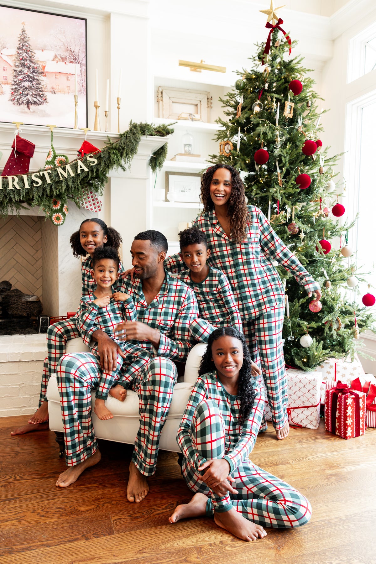 Long-Sleeved Women's Pajama Set in Holiday Plaid