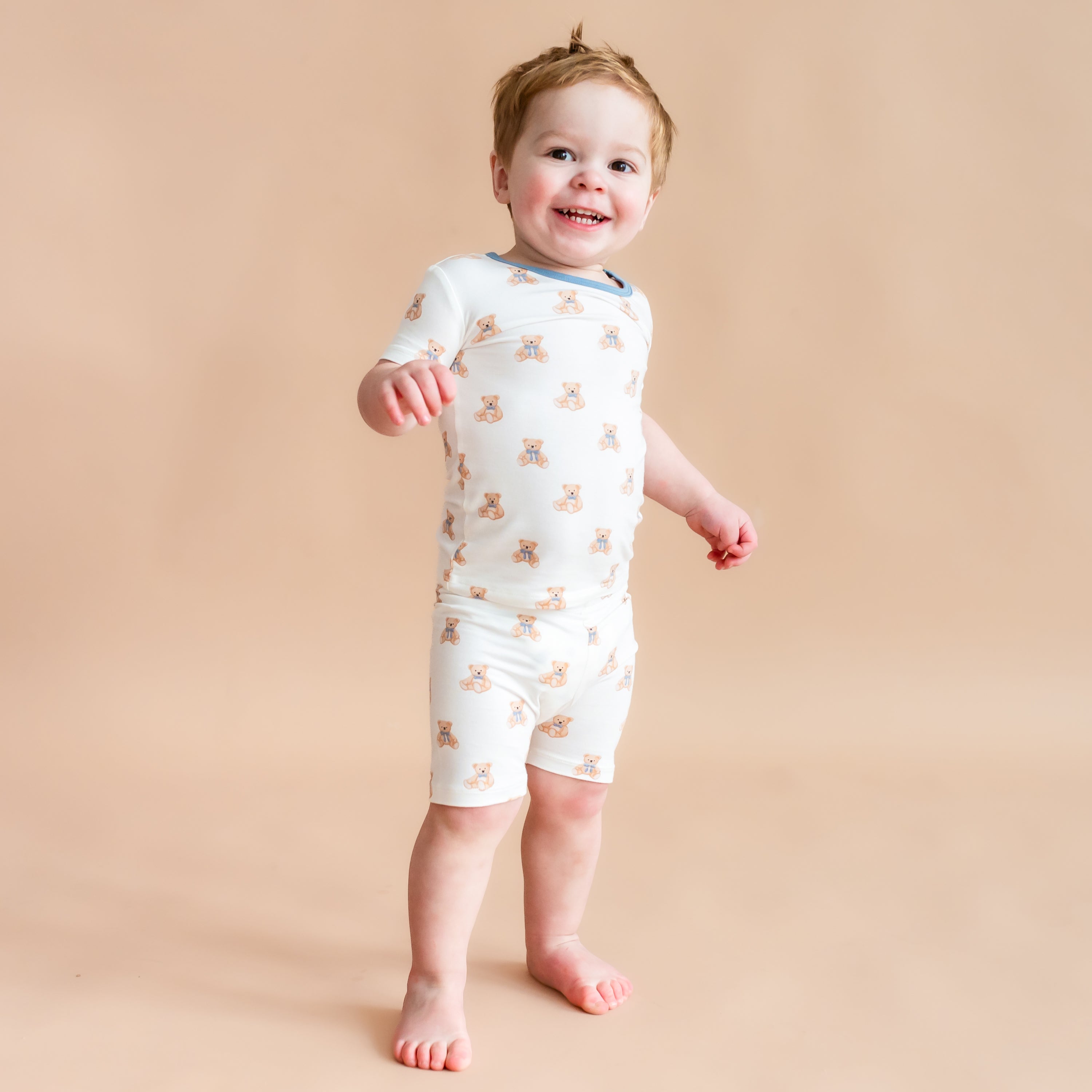 Toddler wearing Short Sleeve Pajamas in Teddy Bear
