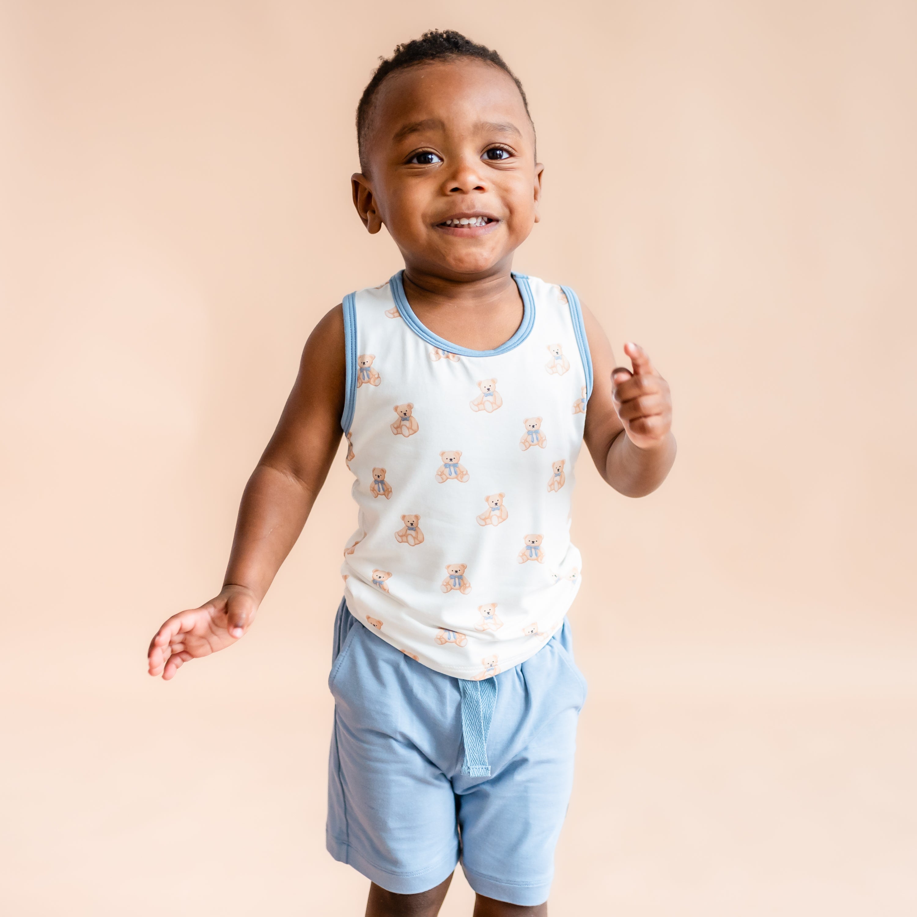 Child wearing Toddler Tank Top in Teddy Bear and Slate Gray Drawstring Shorts
