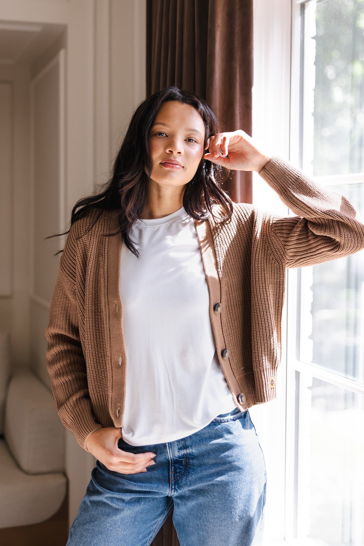 Chunky Knit Women's Cropped Cardigan in Latte