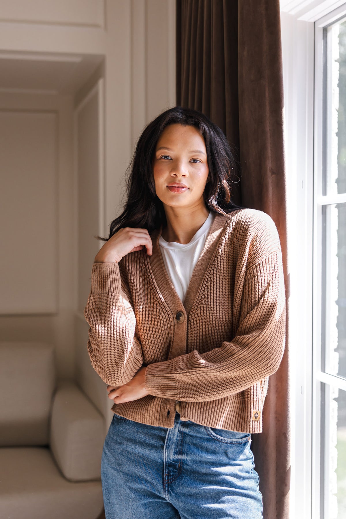 Chunky Knit Women's Cropped Cardigan in Latte