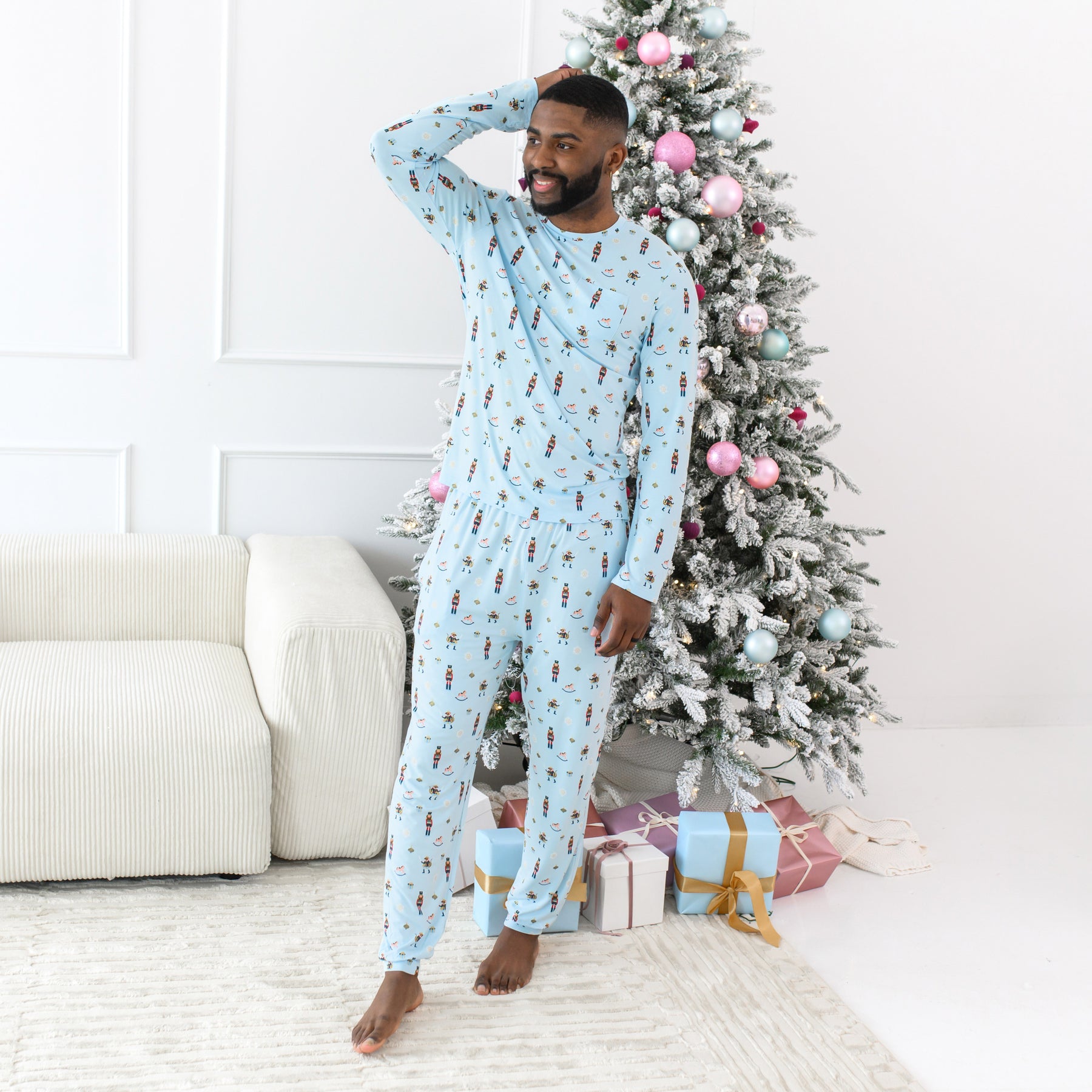 Men's Jogger Set in Nutcracker